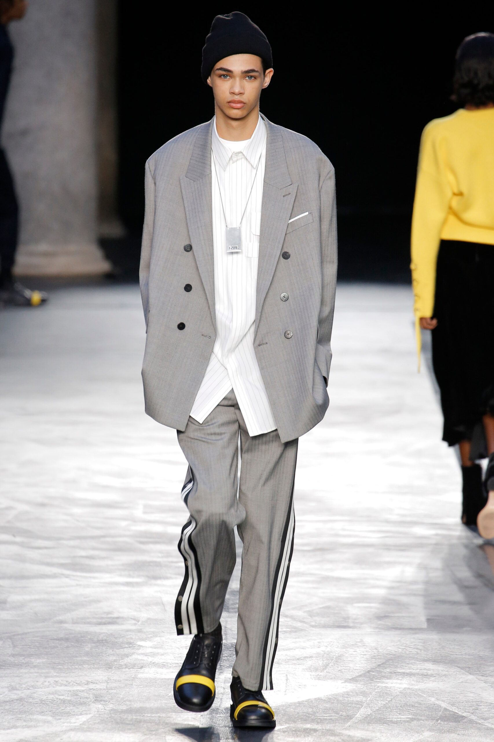 Neil Barrett F/W 17 Menswear Look 27