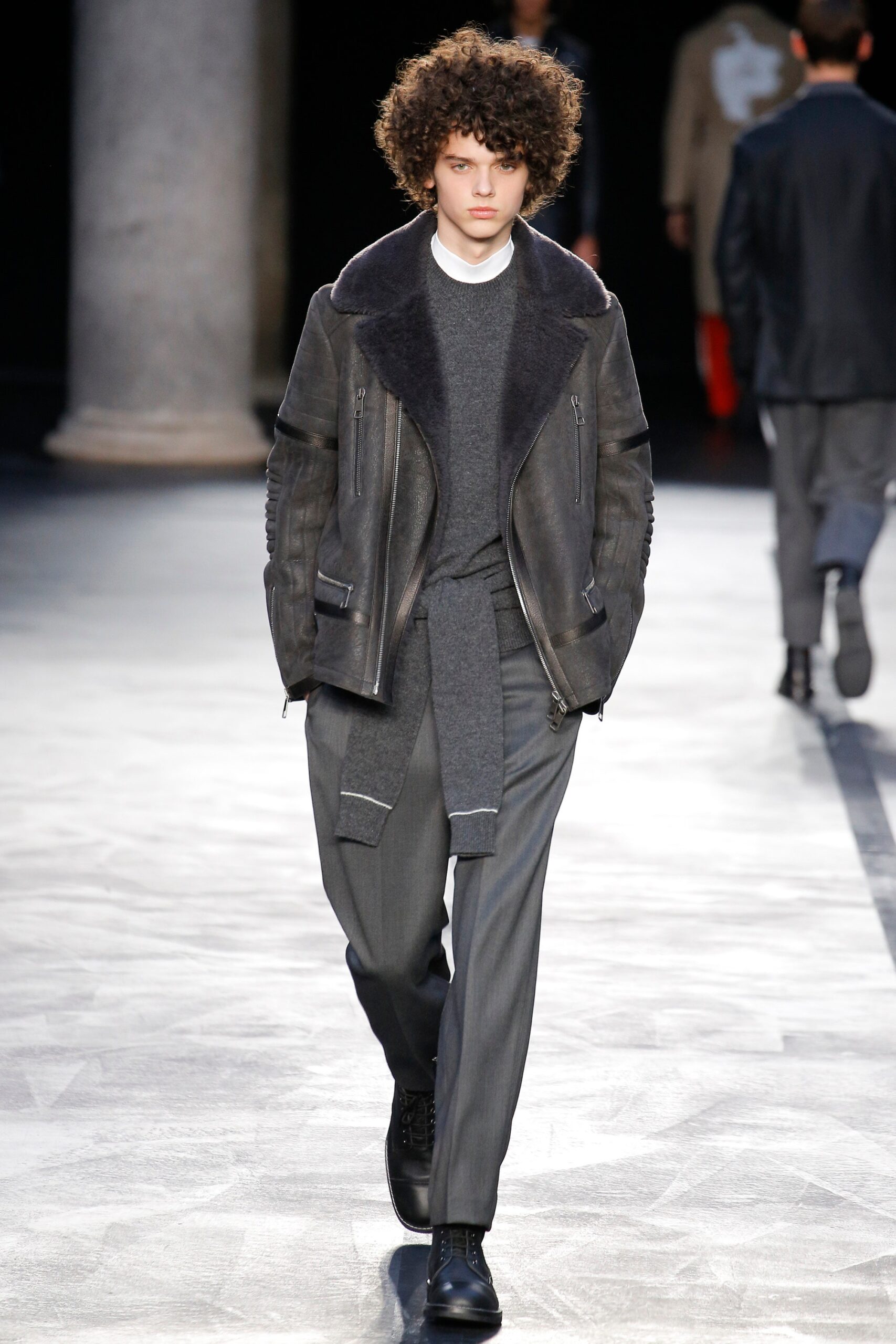 Neil Barrett F/W 17 Menswear Look 35