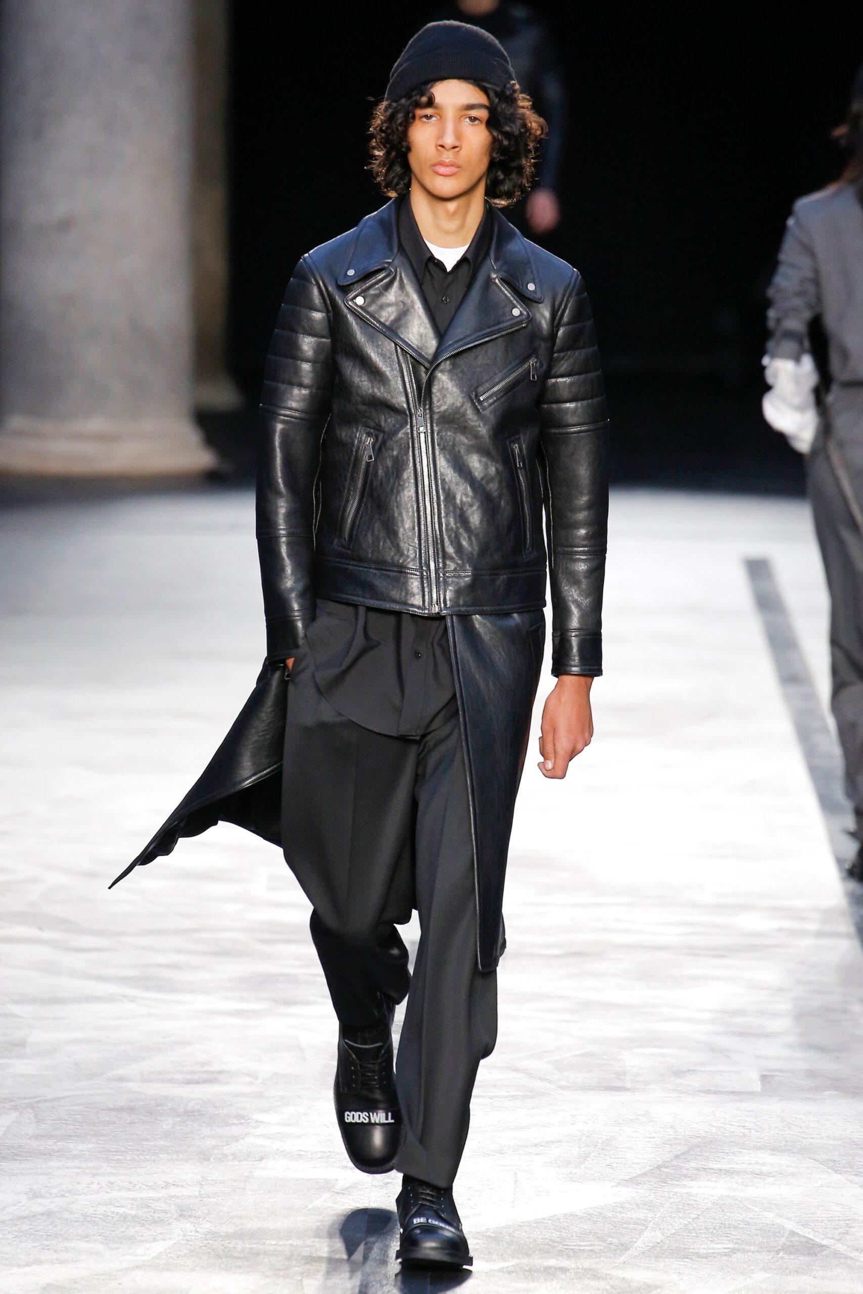 Neil Barrett F/W 17 Menswear Look 36