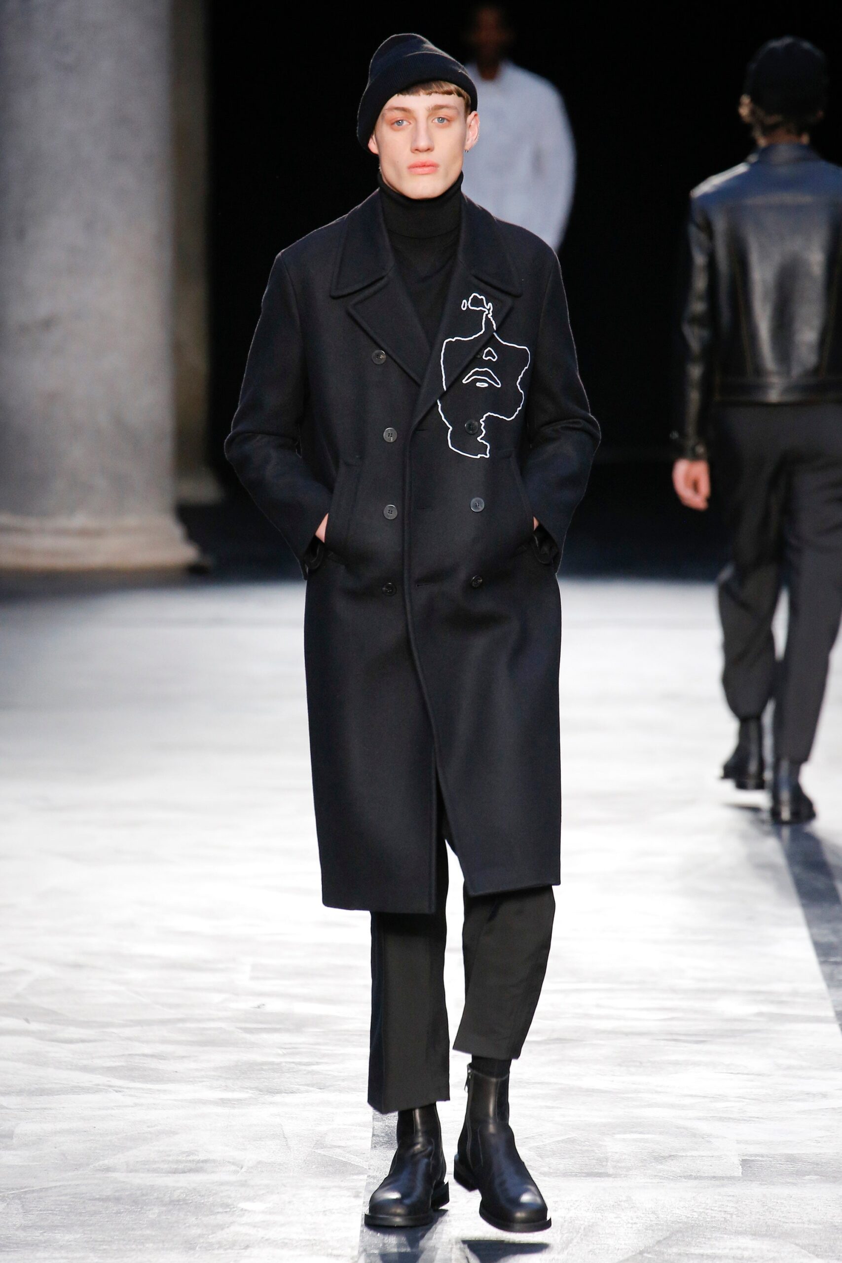 Neil Barrett F/W 17 Menswear Look 42