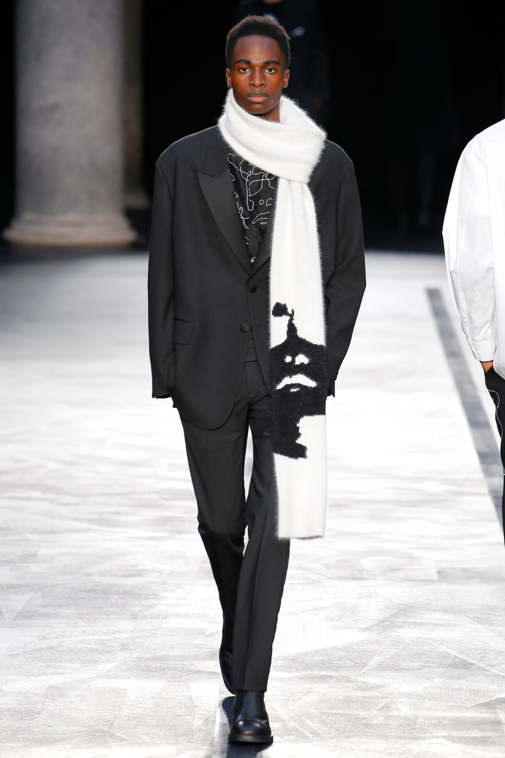 Neil Barrett F/W 17 Menswear Look 46
