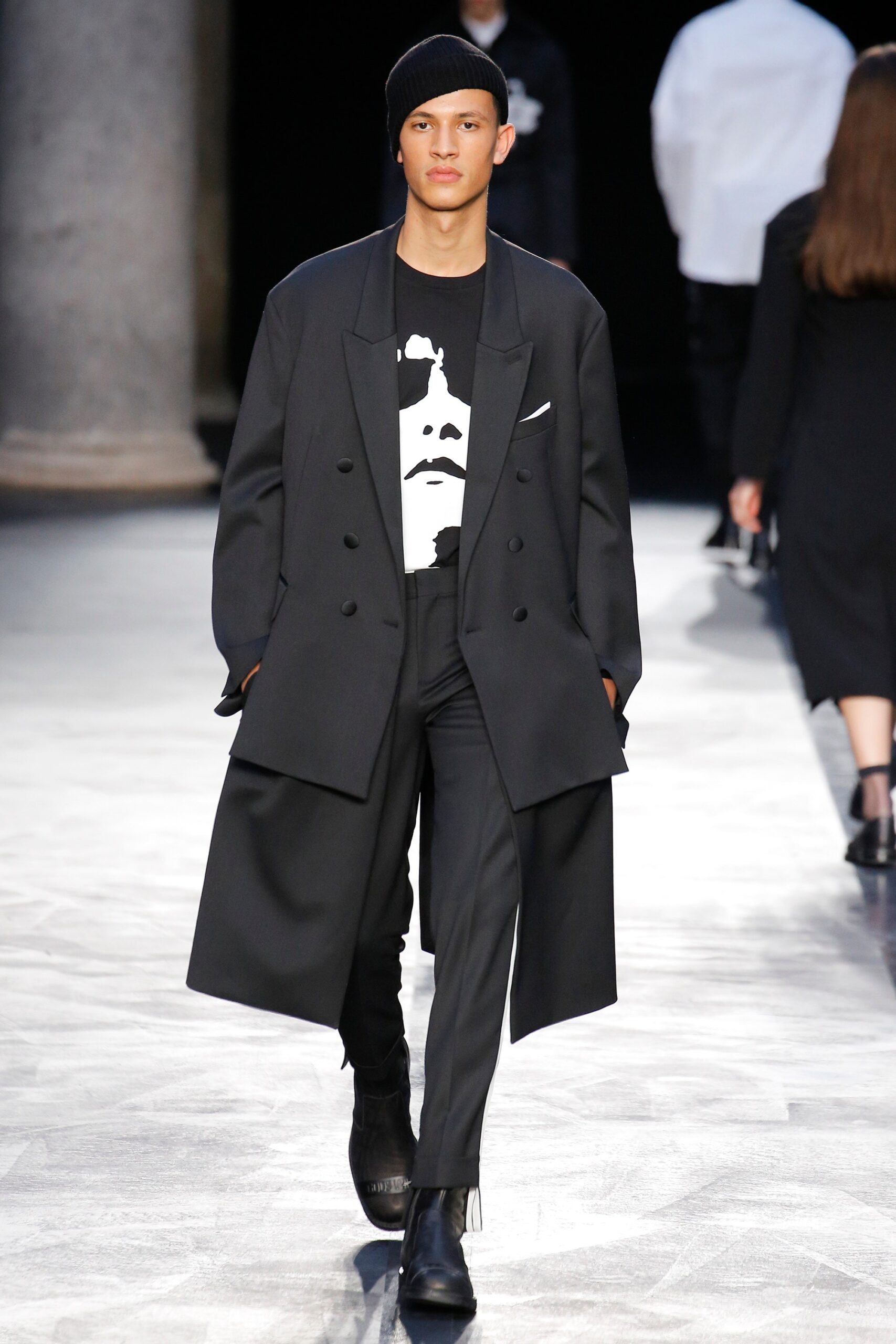 Neil Barrett F/W 17 Menswear Look 47