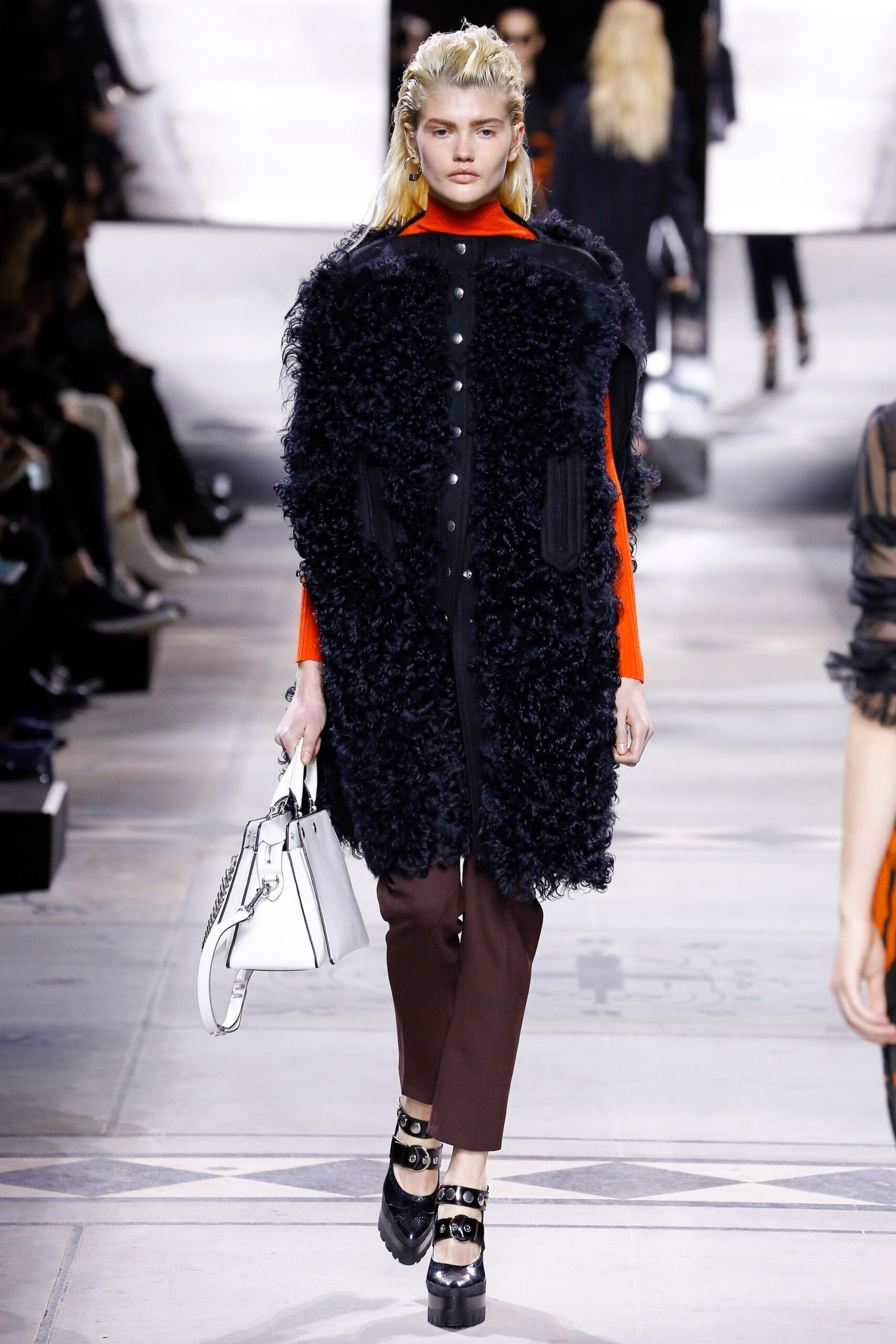Mulberry F/W 16 Look 10