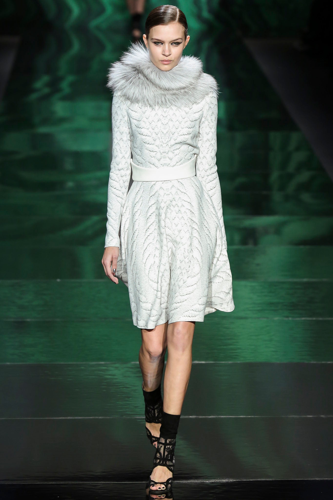 Monique Lhuillier F/W 13 Look 1