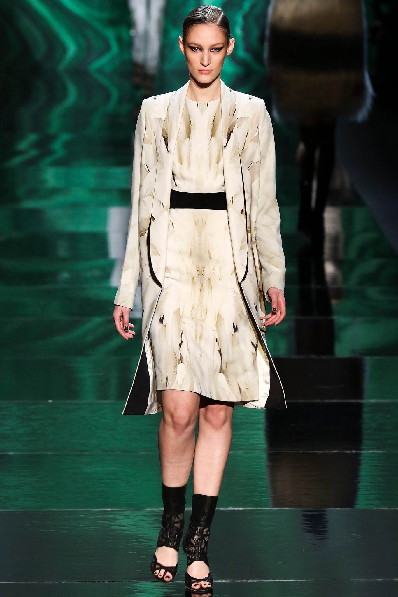 Monique Lhuillier F/W 13 Look 4