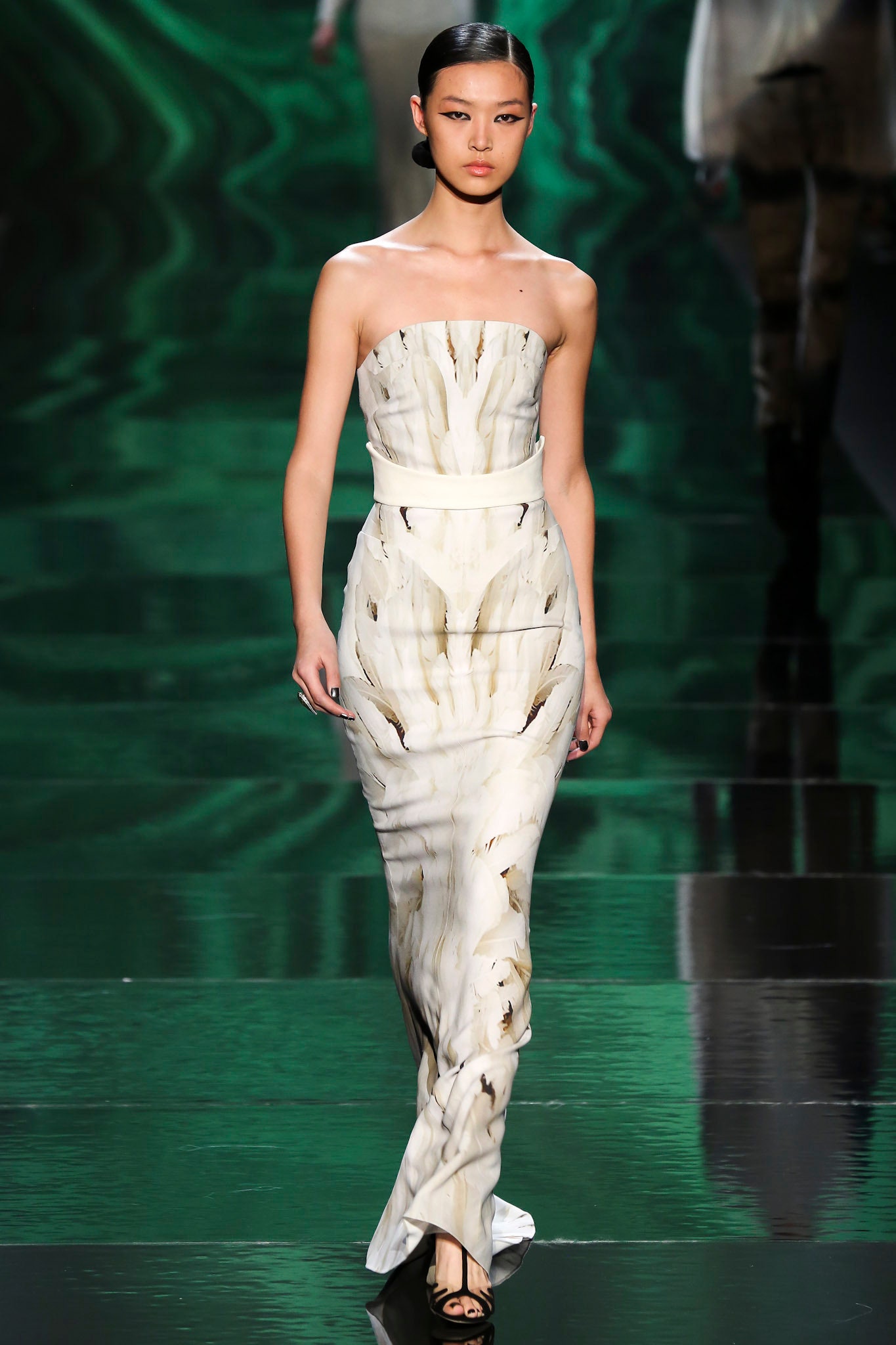 Monique Lhuillier F/W 13 Look 6