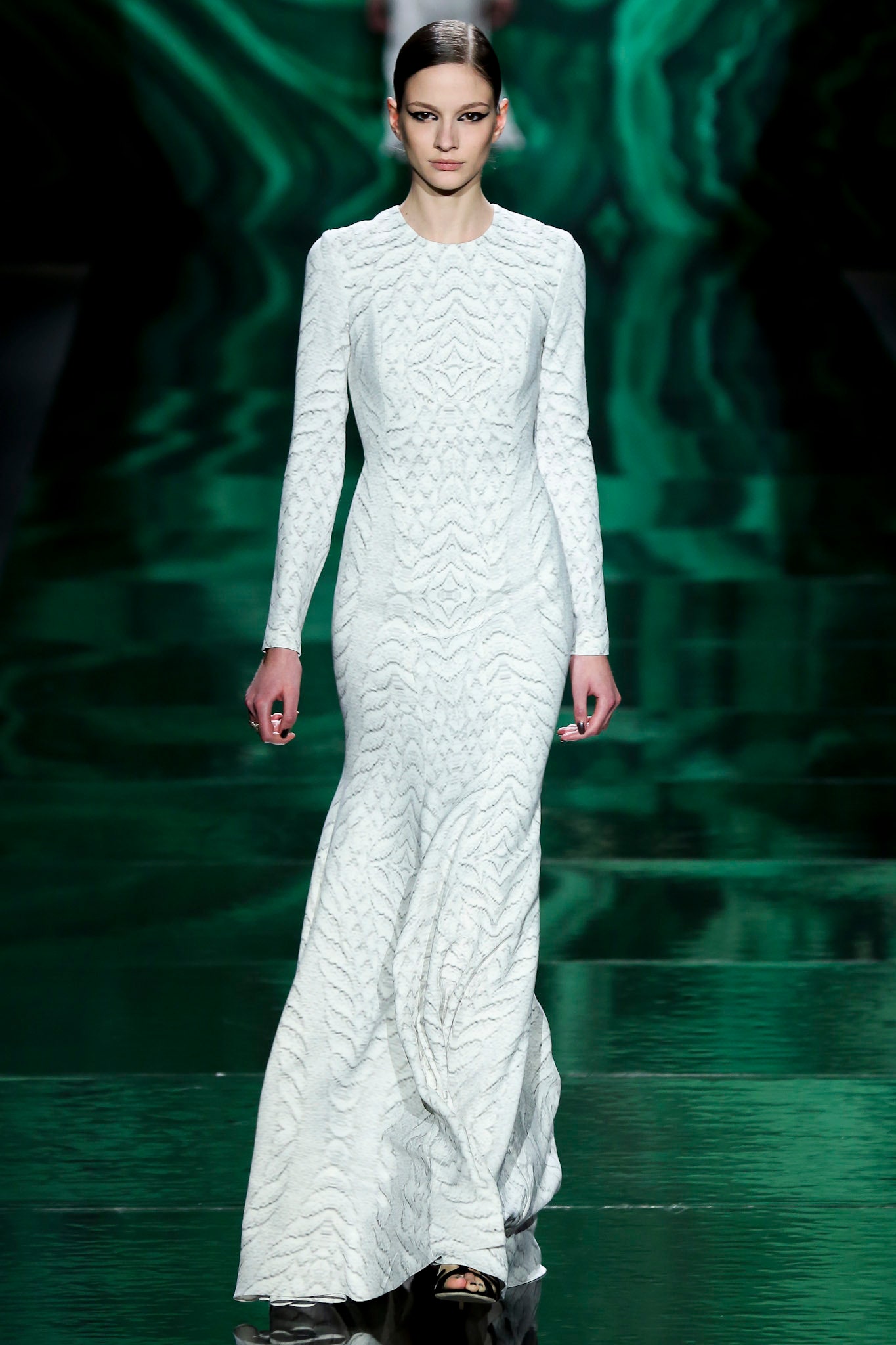 Monique Lhuillier F/W 13 Look 7