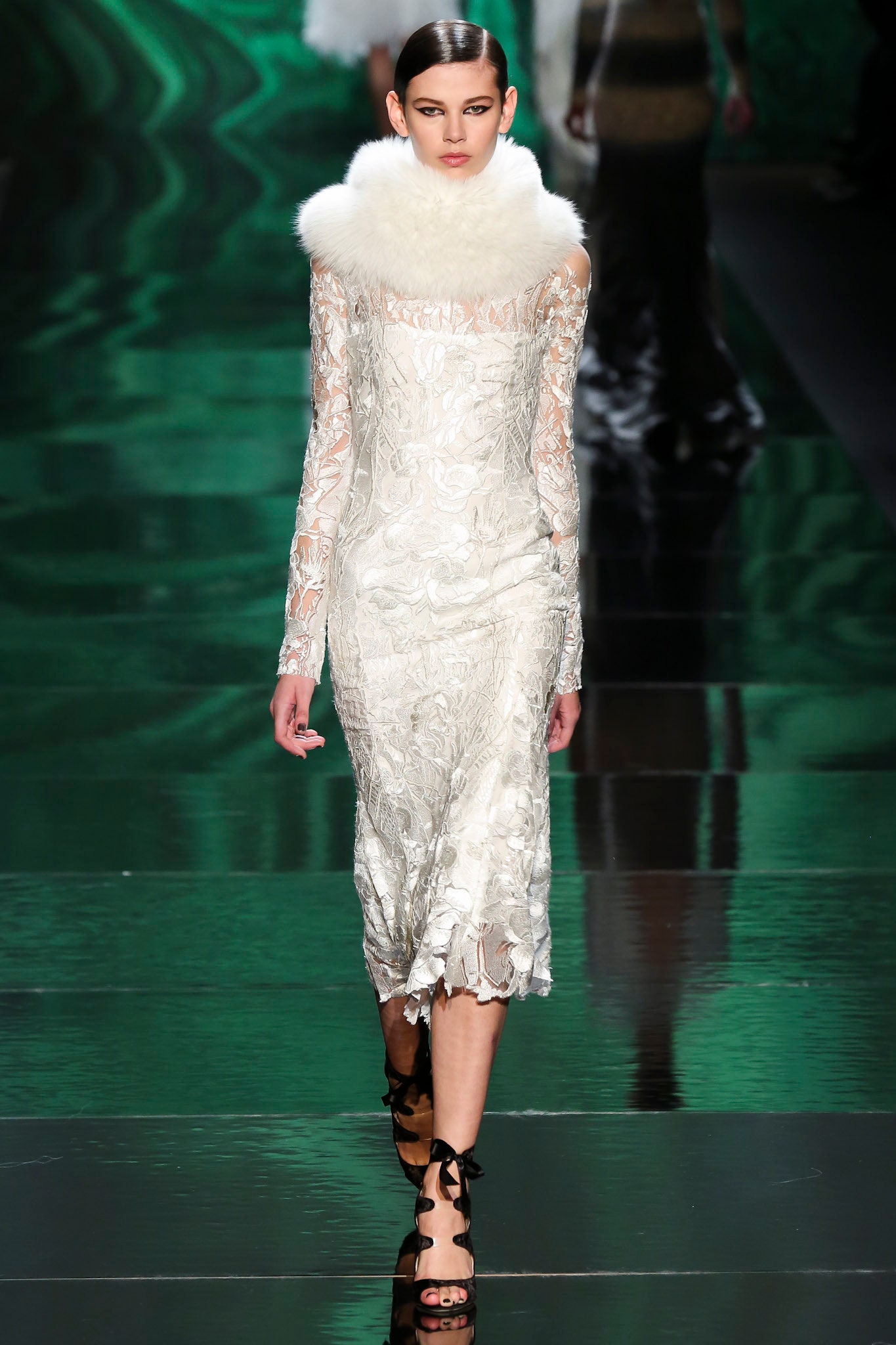 Monique Lhuillier F/W 13 Look 8