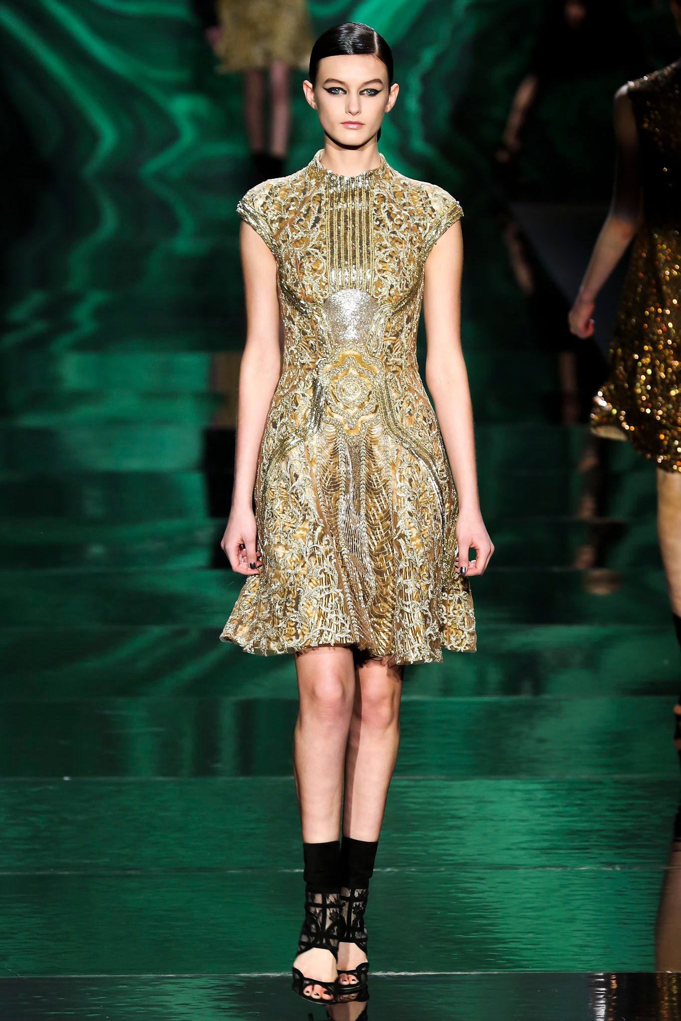 Monique Lhuillier F/W 13 Look 15