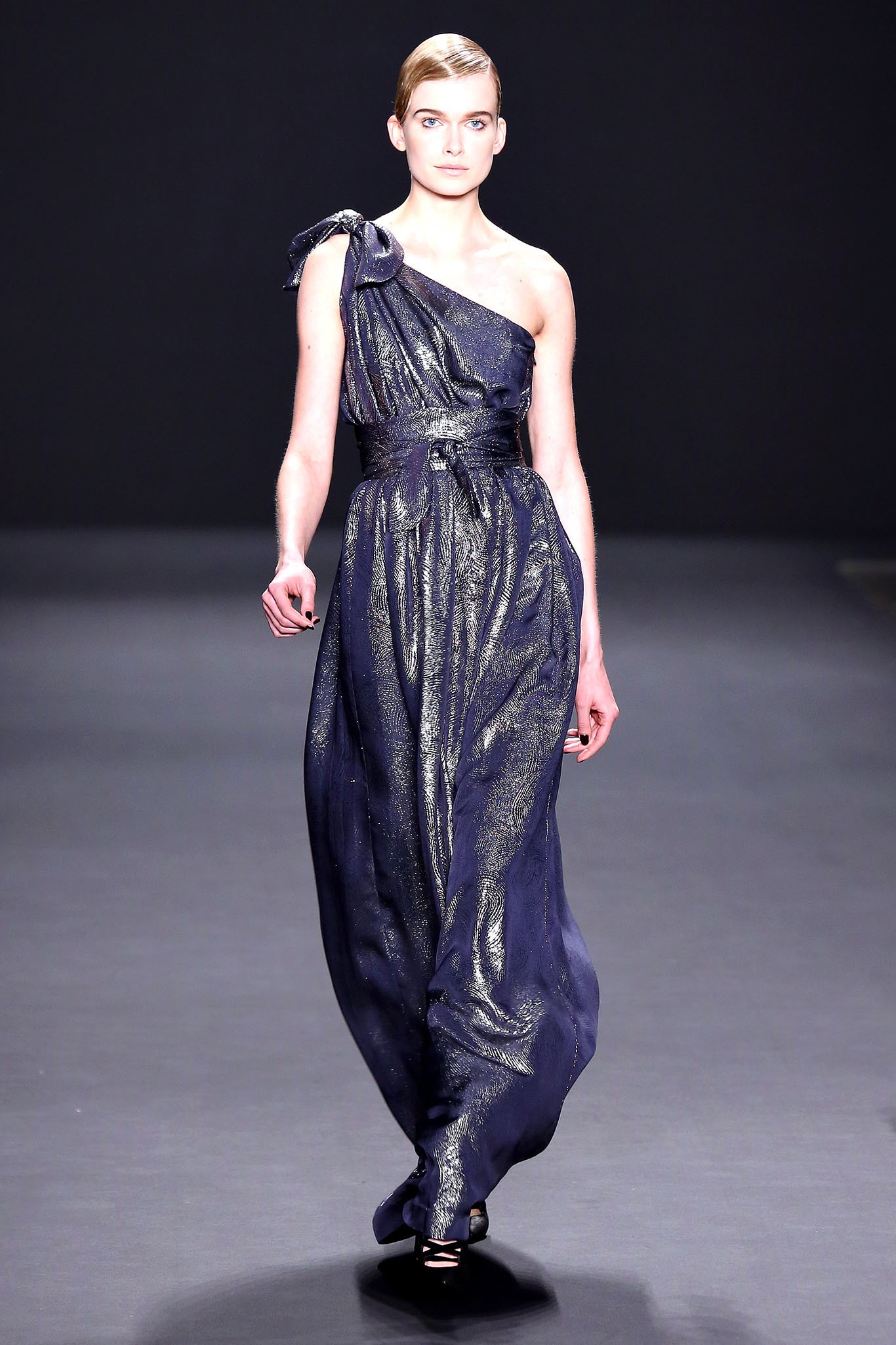 Naeem Khan F/W 13 Look 9