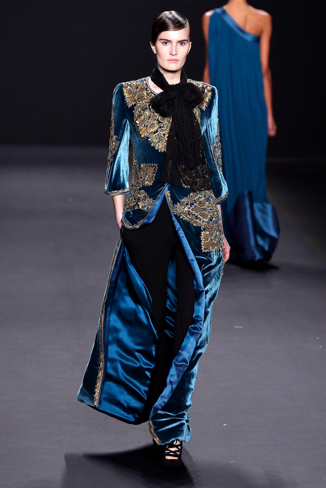 Naeem Khan F/W 13 Look 33