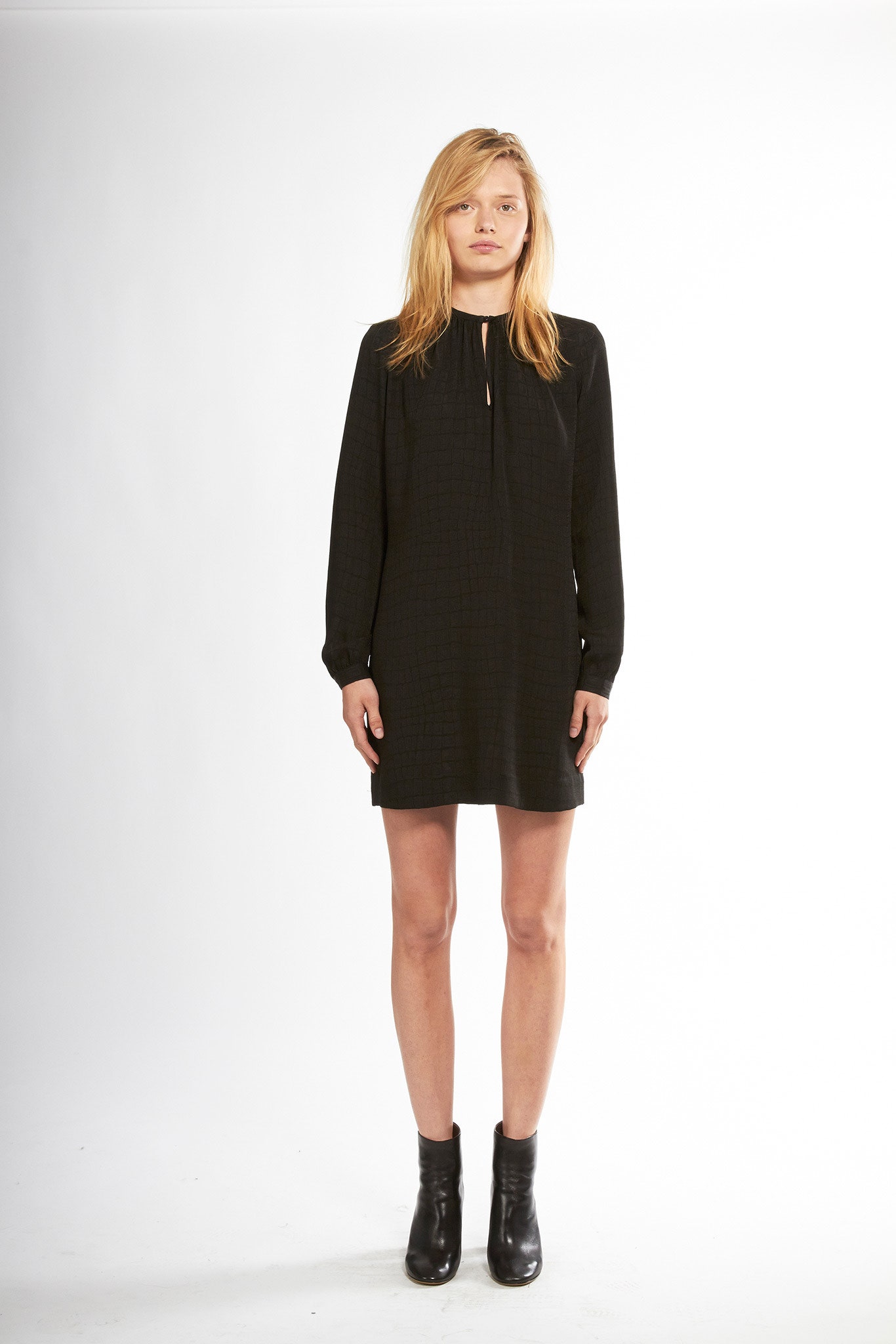 Nili Lotan Resort 15 Look 21