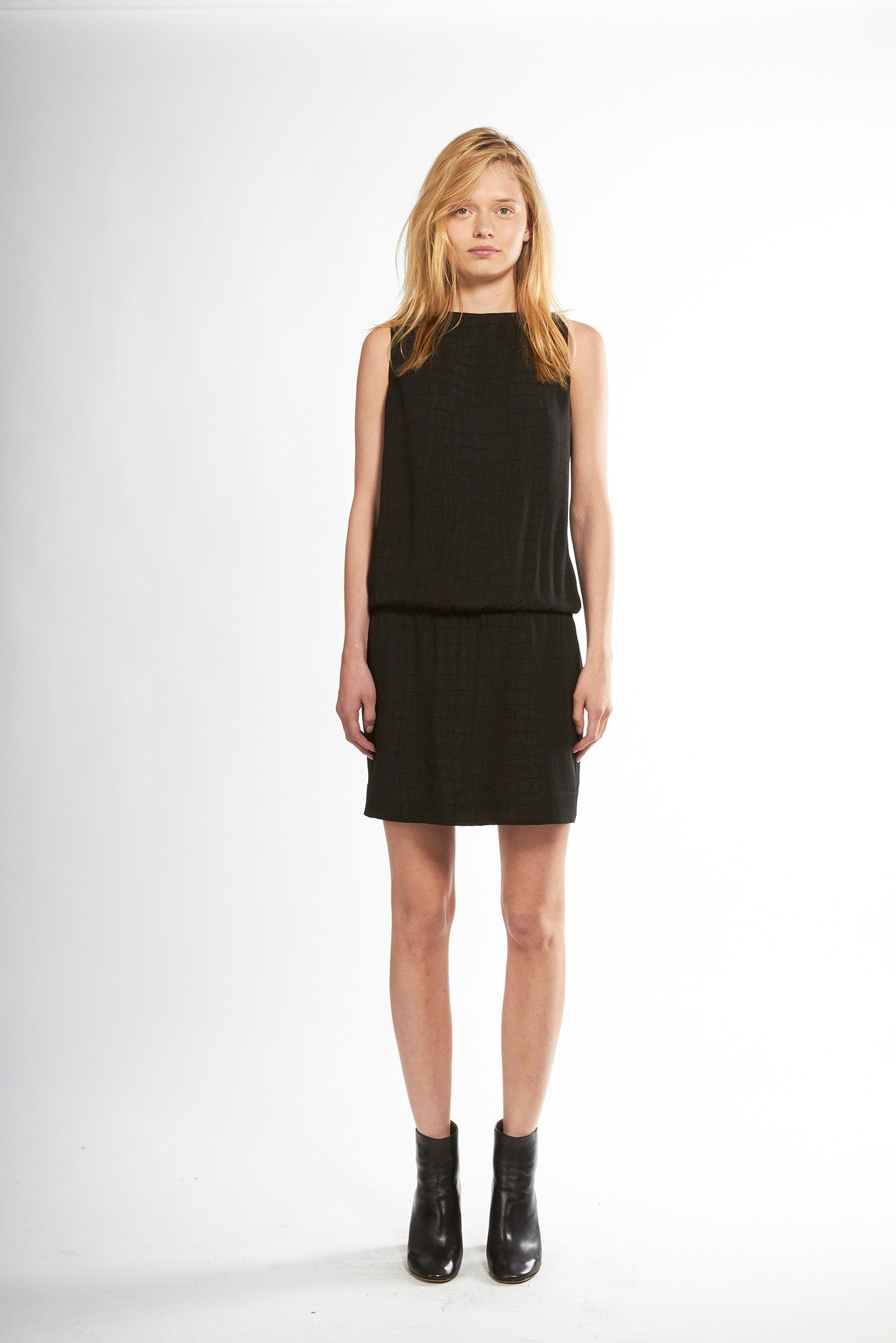 Nili Lotan Resort 15 Look 23