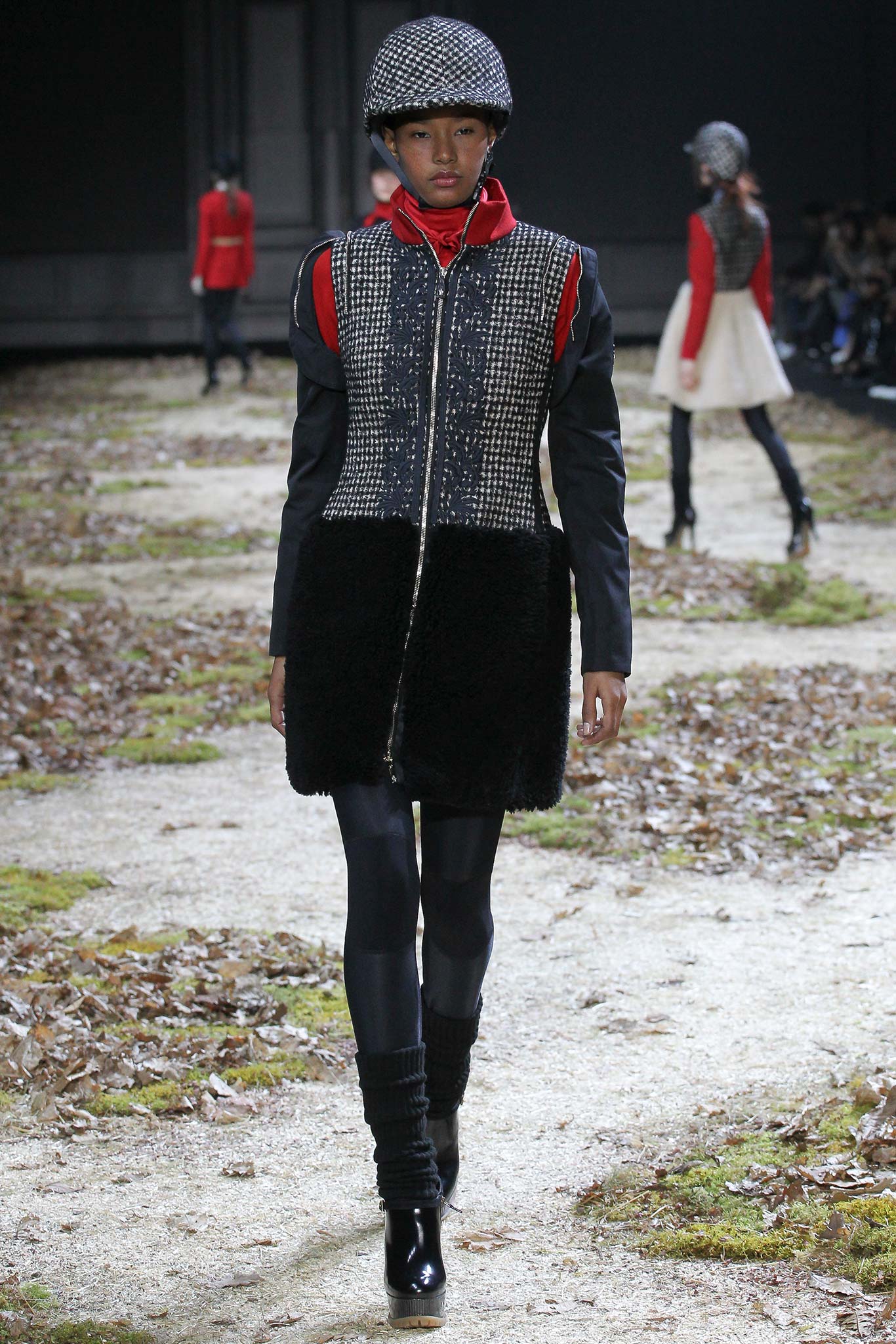 Moncler Gamme Rouge Fall 2015 Ready-to-Wear
