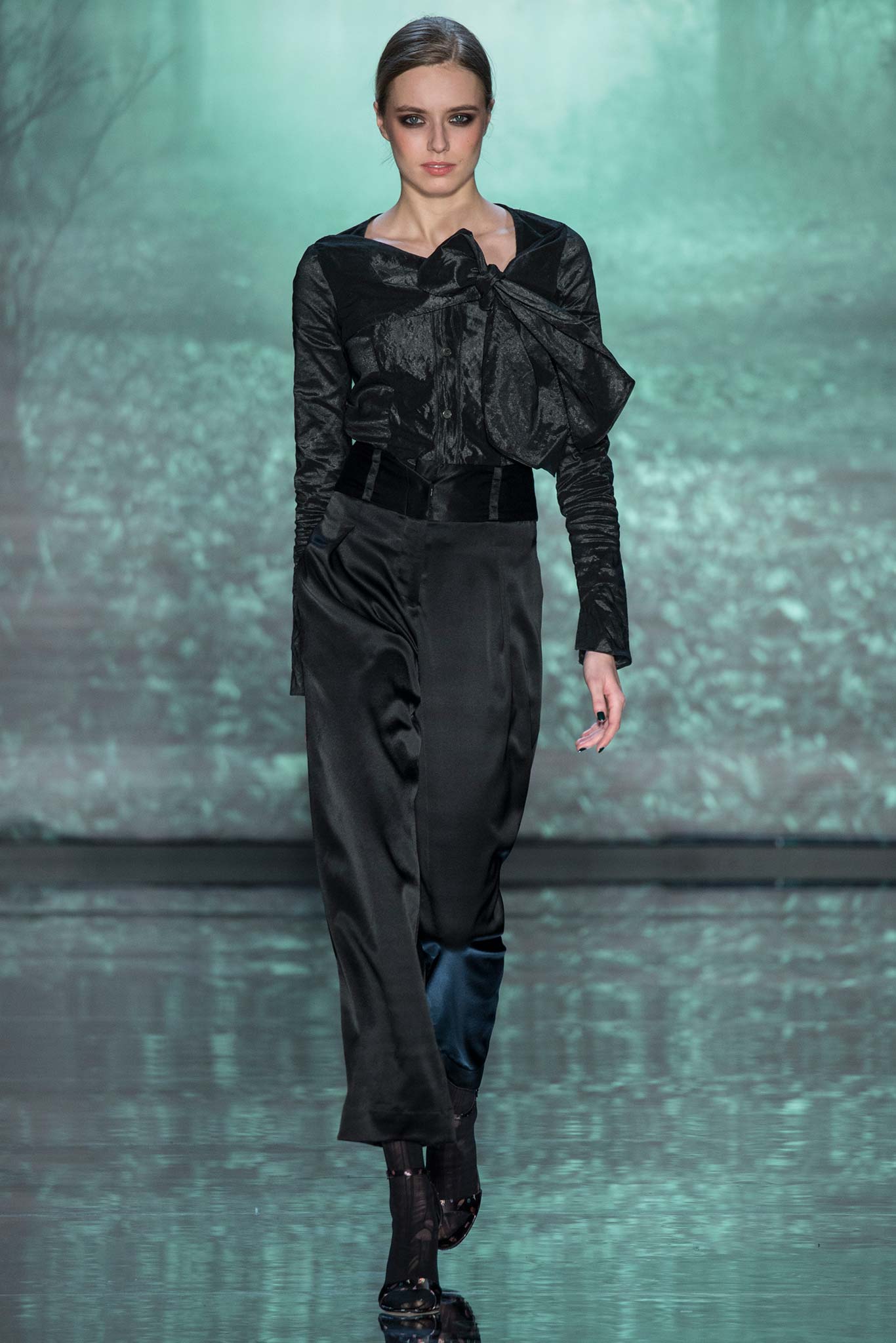 Nicole Miller F/W 15 Look 33