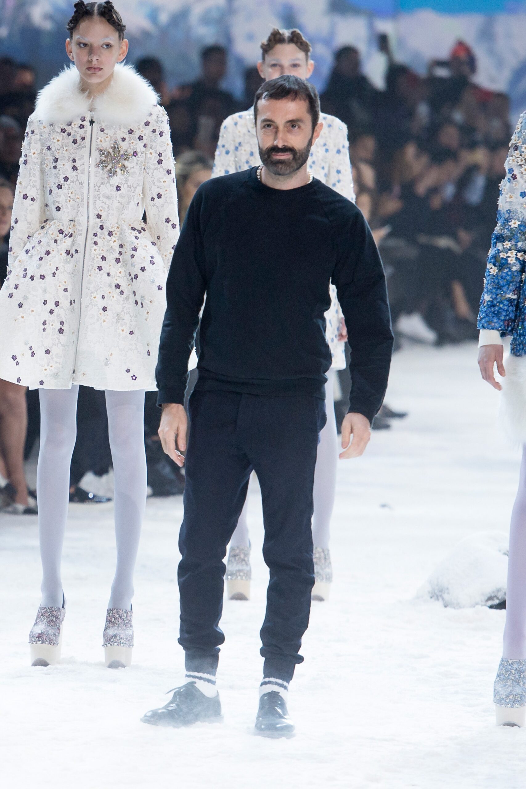 Moncler Gamme Rouge Fall 2016 Ready-to-Wear