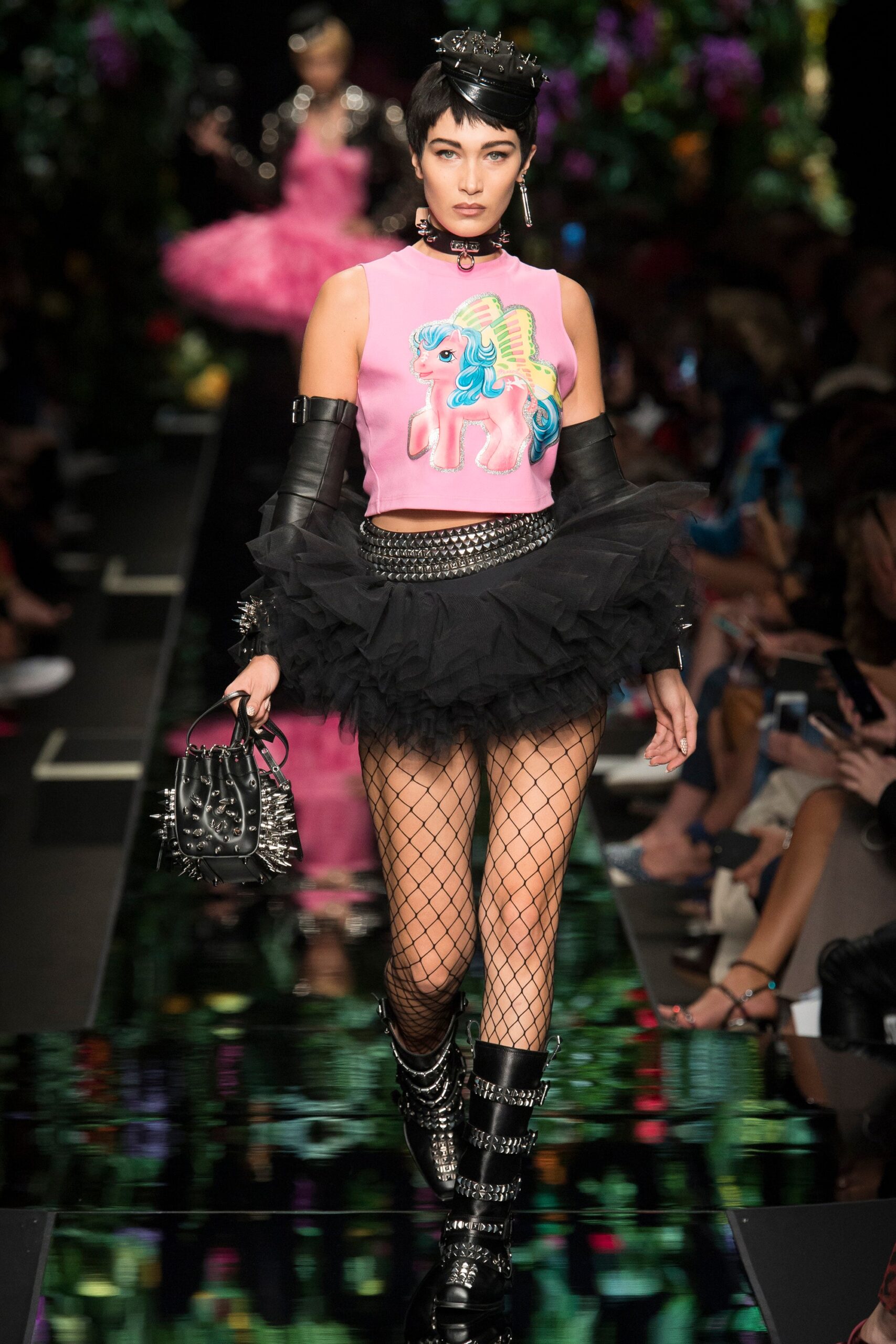 Moschino S/S 18 Look 2