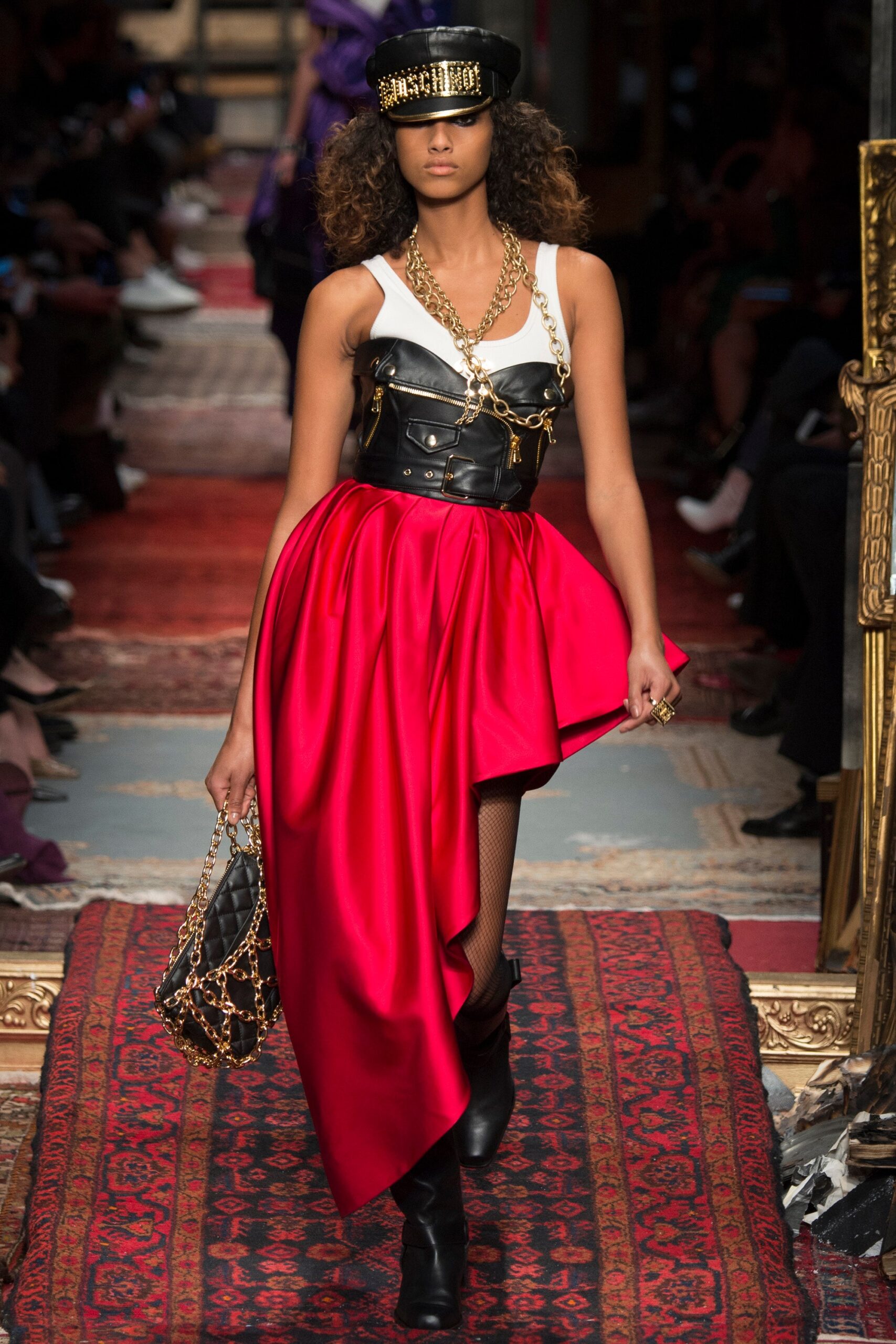 Moschino F/W 16 Look 2