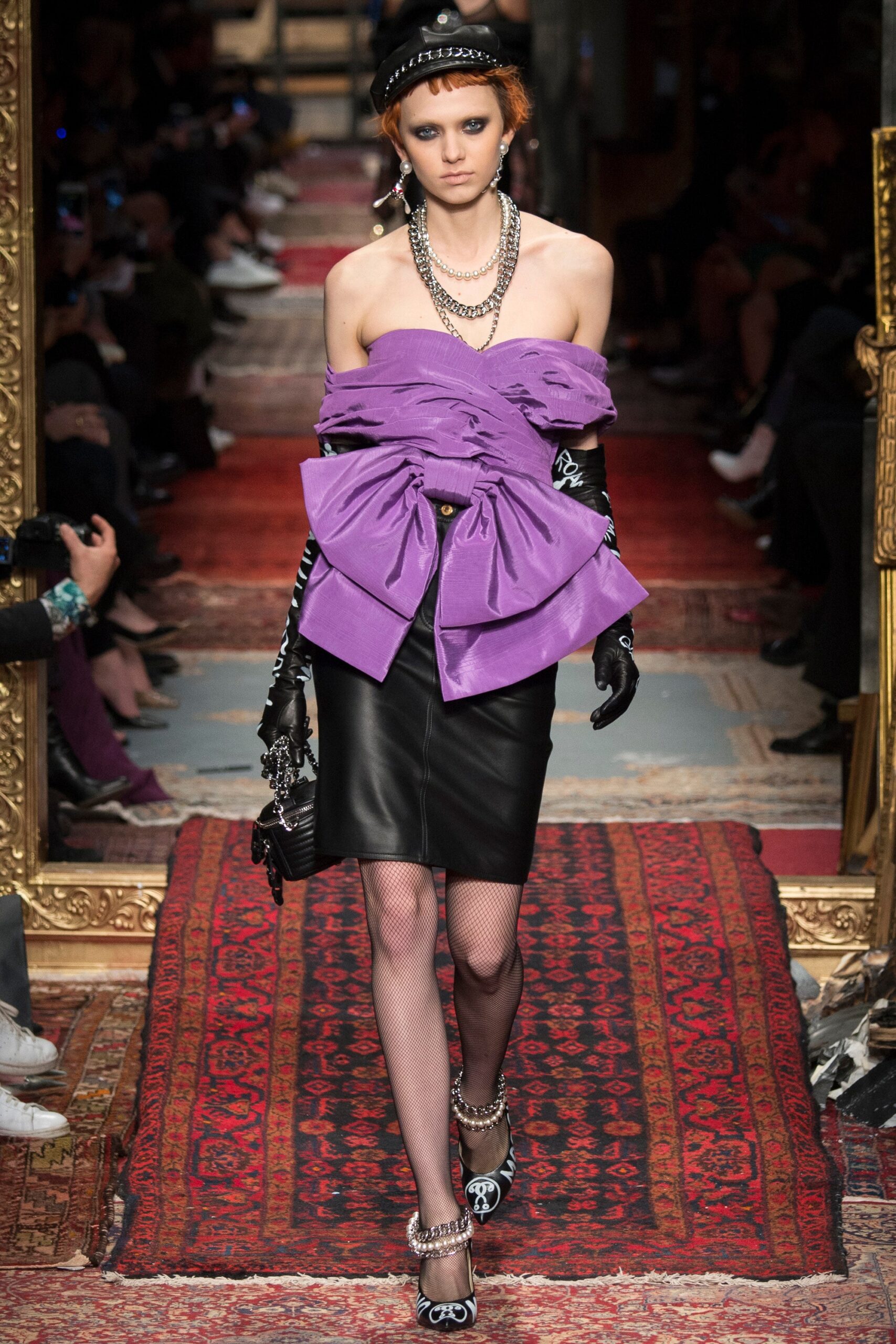 Moschino F/W 16 Look 4