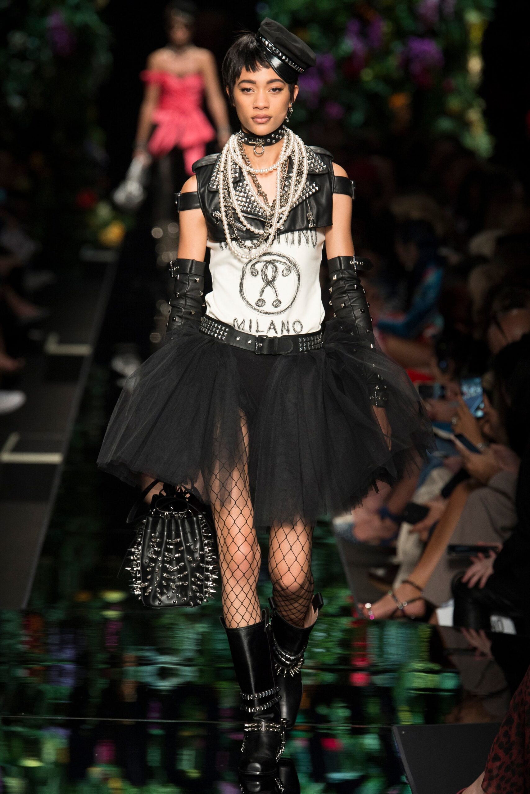 Moschino S/S 18 Look 21