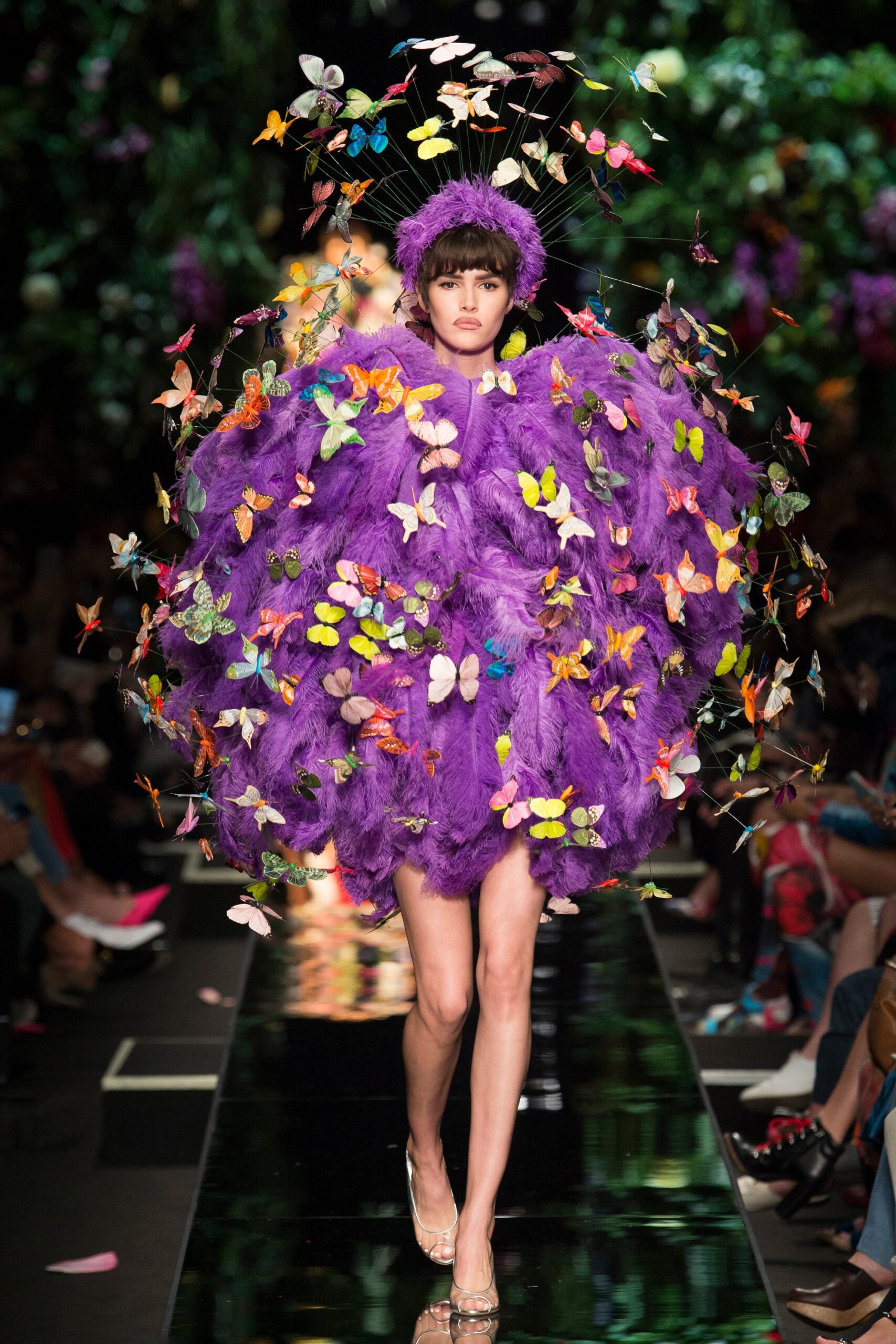 Moschino S/S 18 Look 43