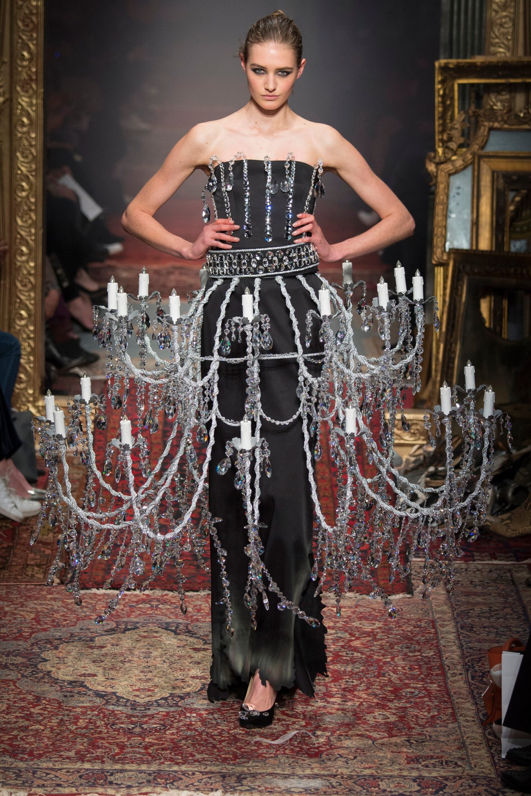 Moschino F/W 16 Look 32