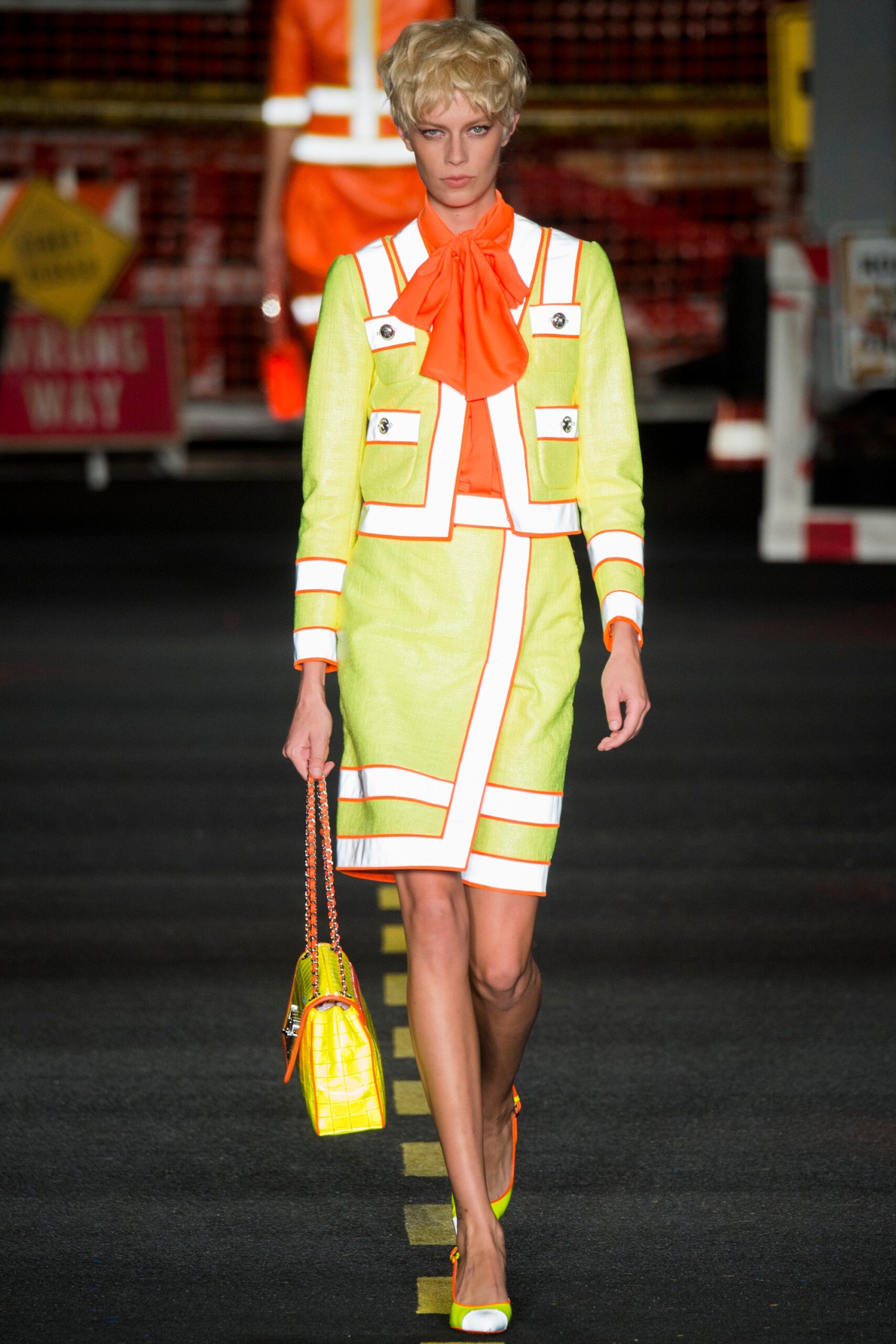 Moschino S/S 16 Look 1