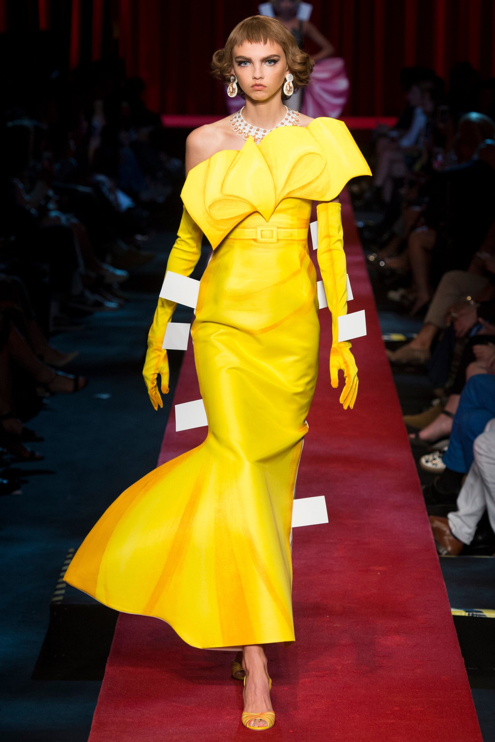 Moschino S/S 17 Look 41