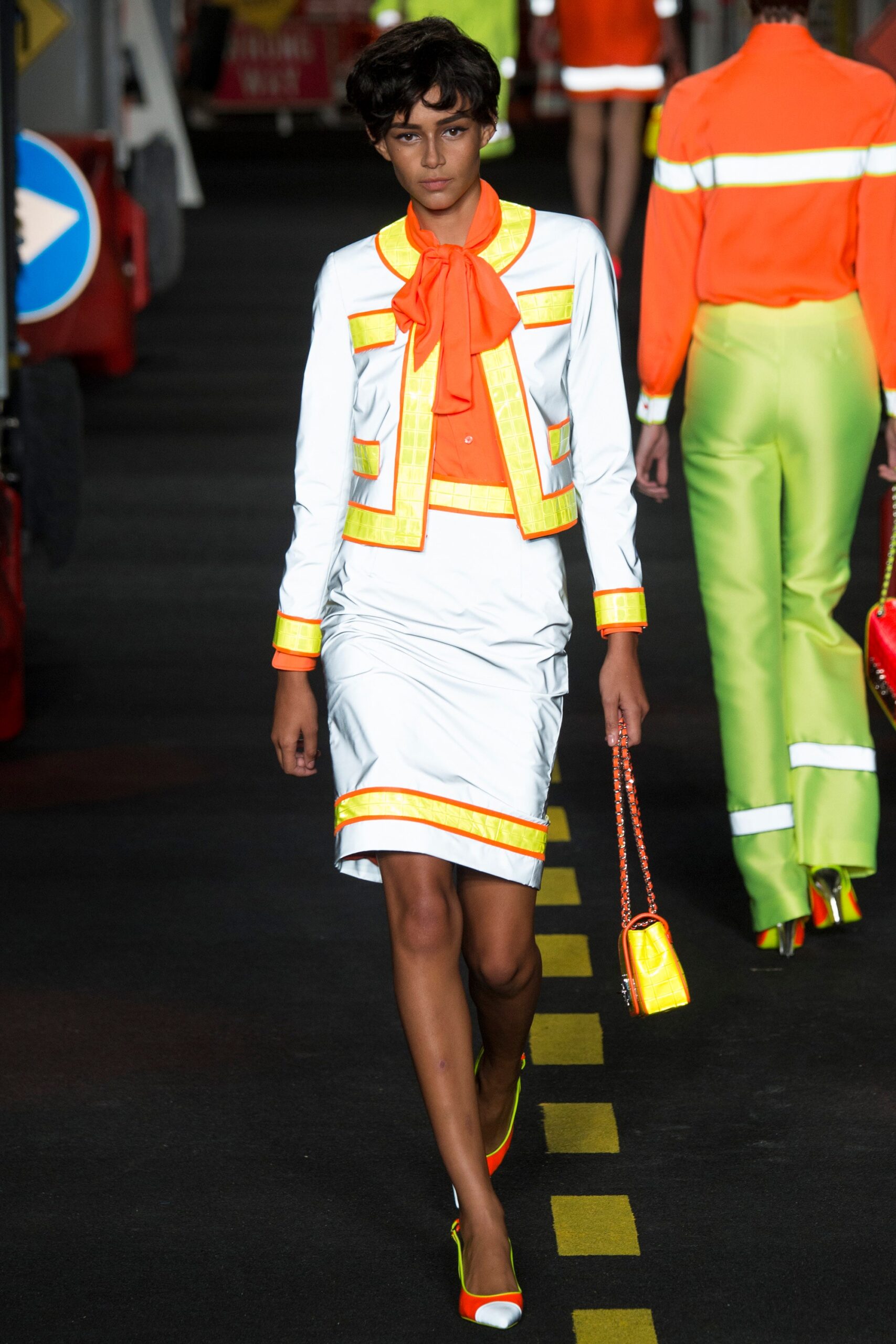 Moschino S/S 16 Look 5