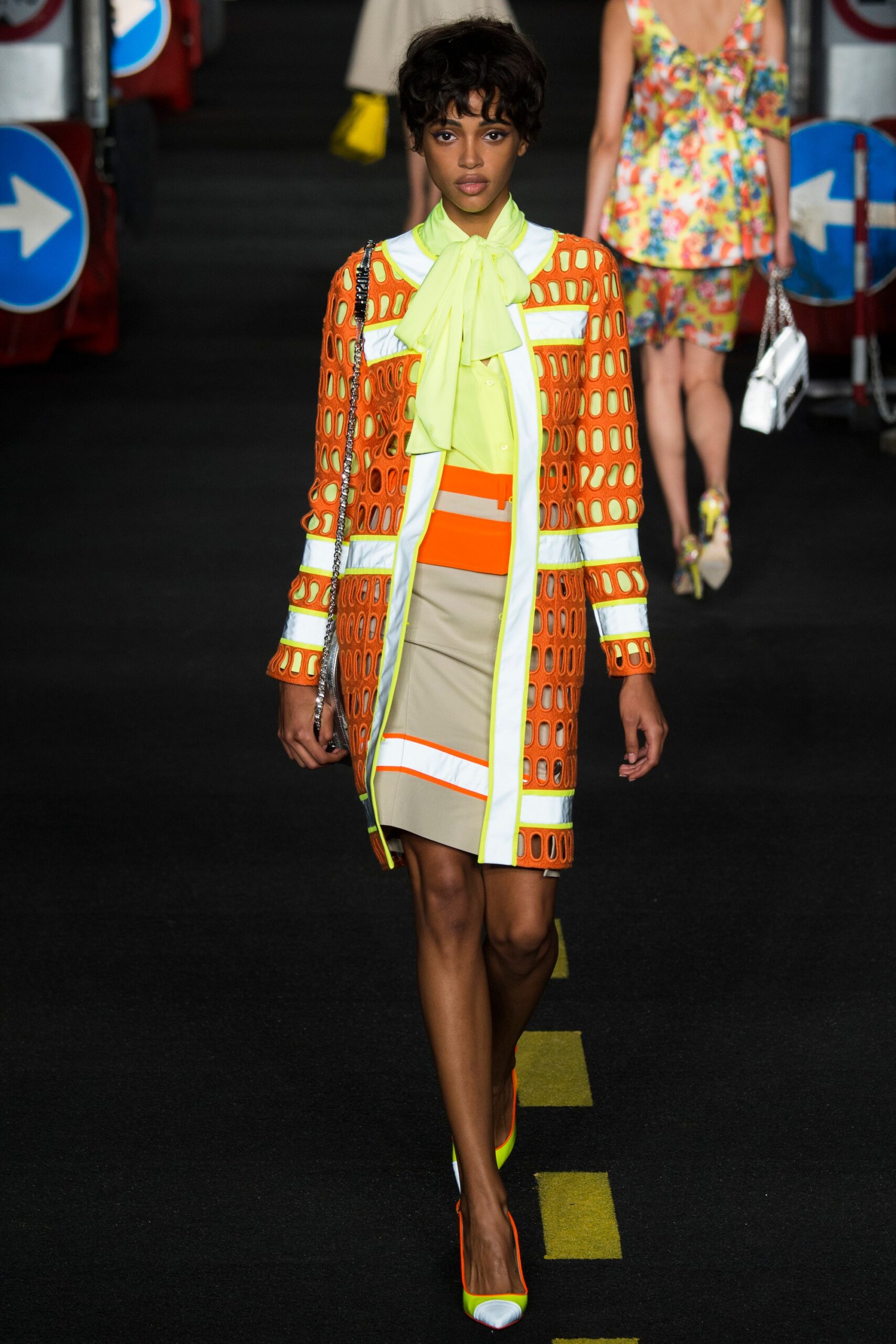 Moschino S/S 16 Look 14