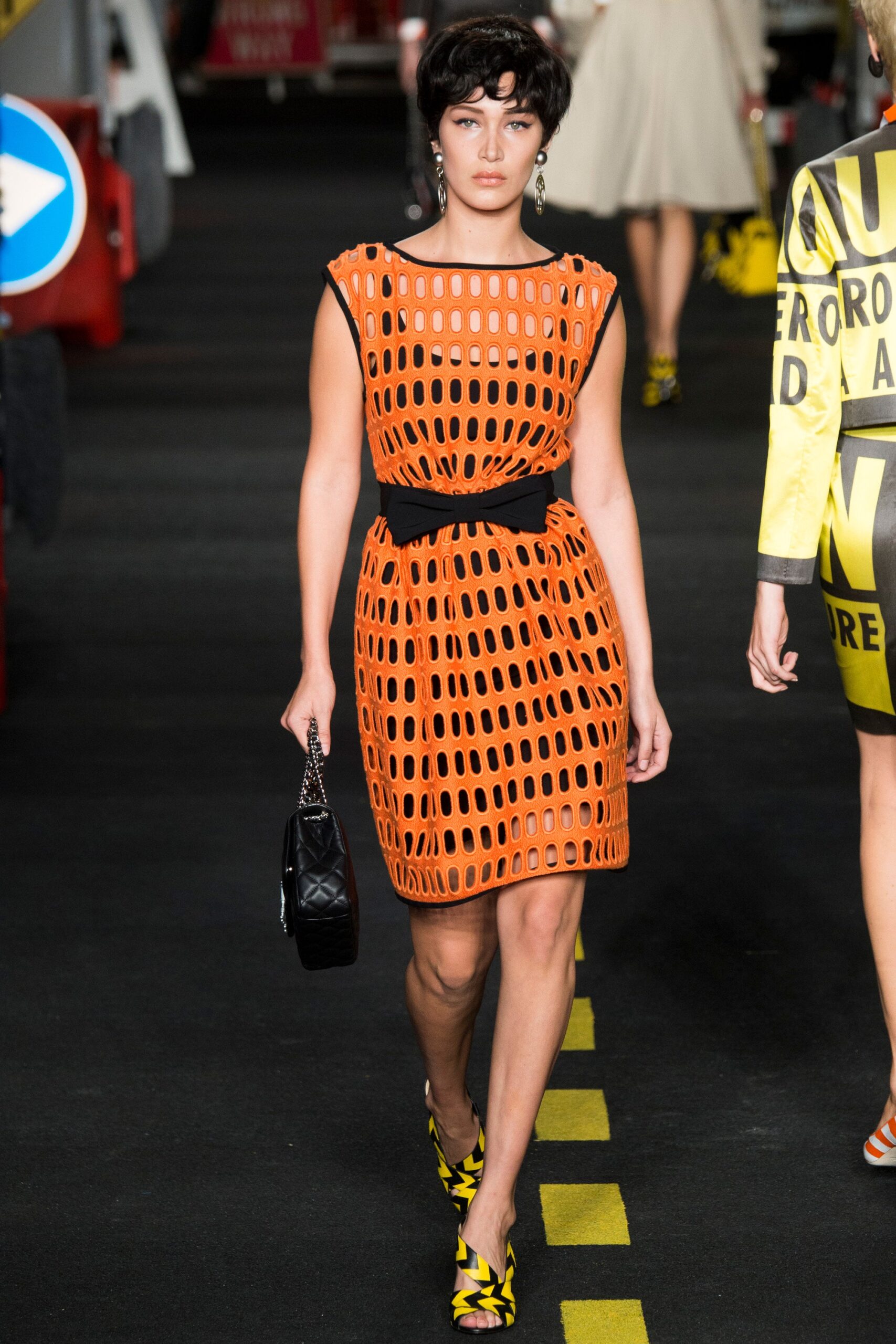 Moschino S/S 16 Look 17