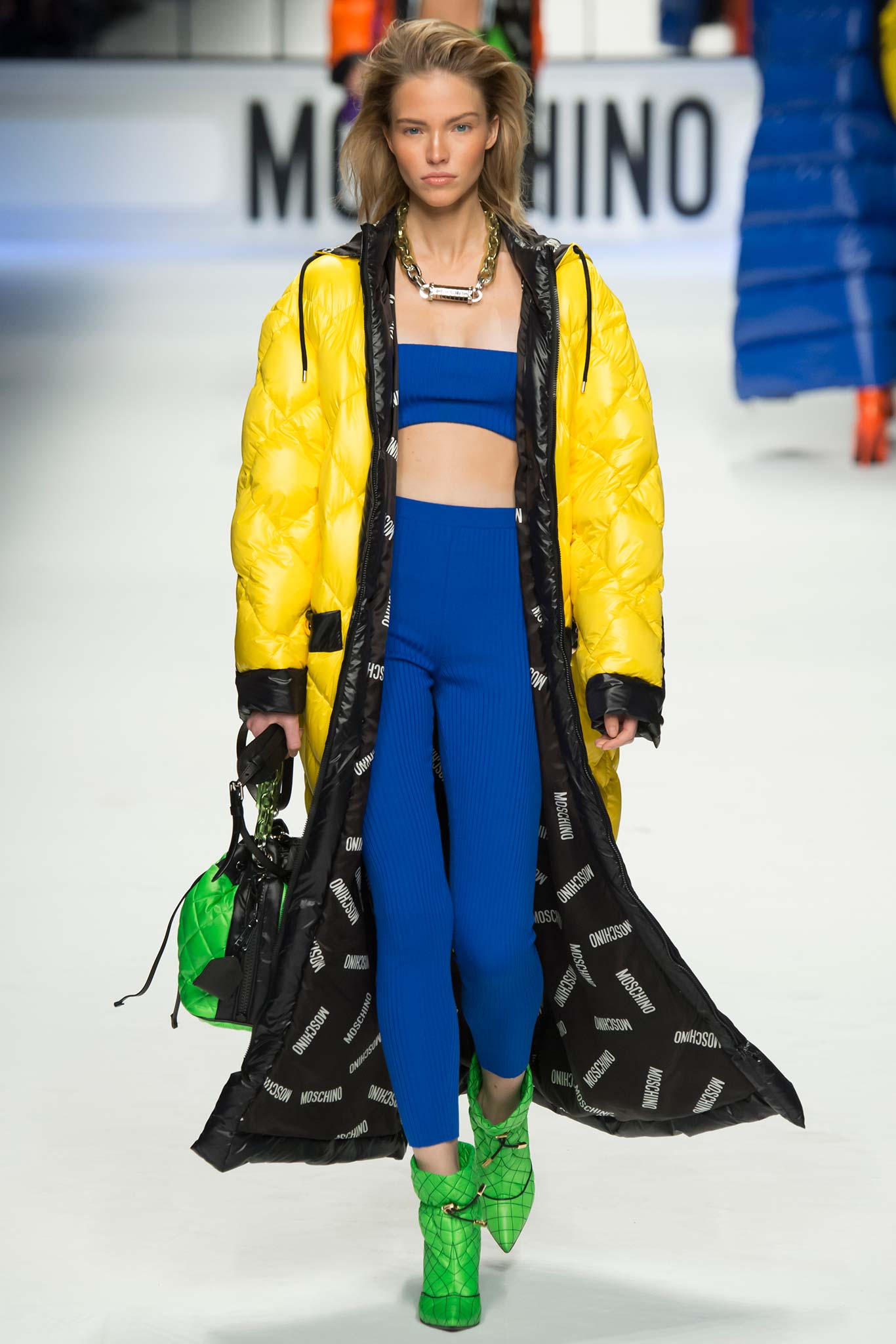 Moschino F/W 15 Look 3