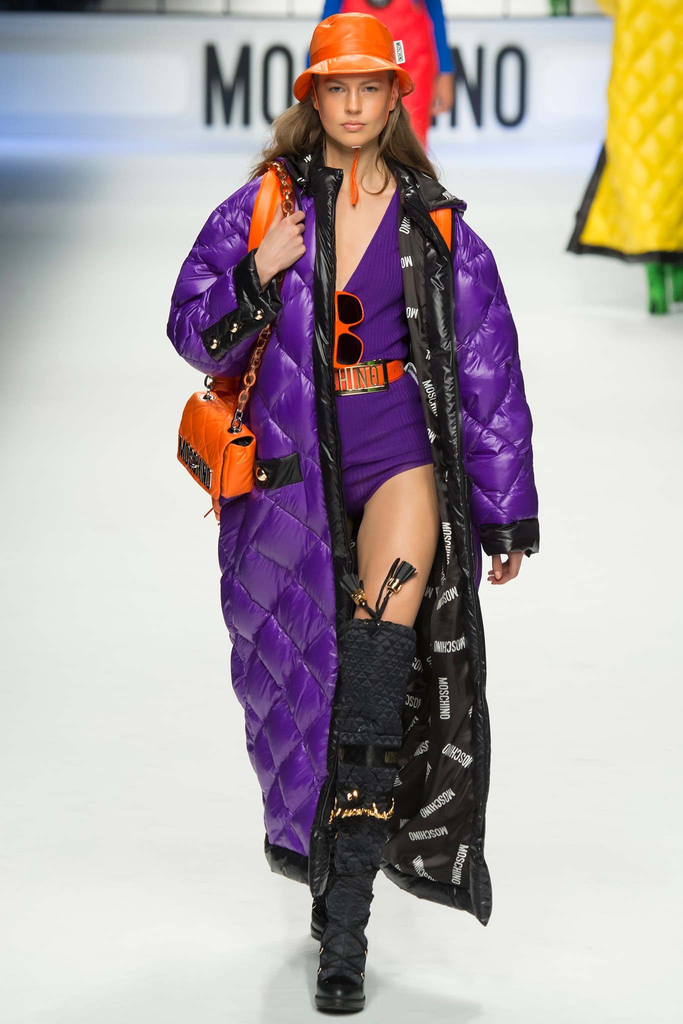 Moschino F/W 15 Look 5