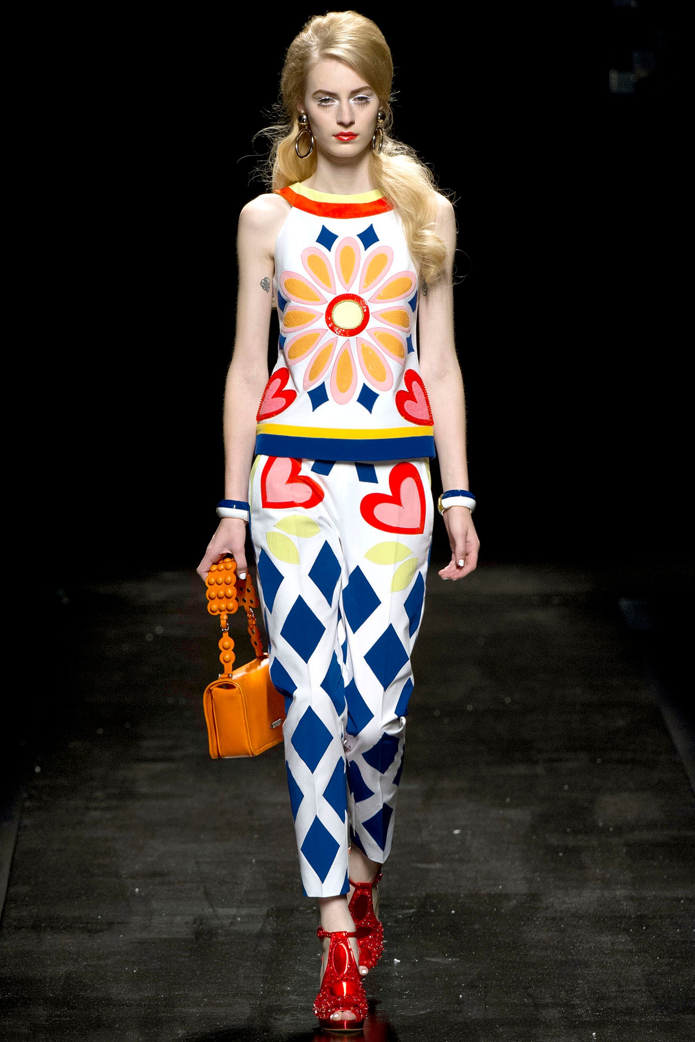 Moschino S/S 13 Look 25