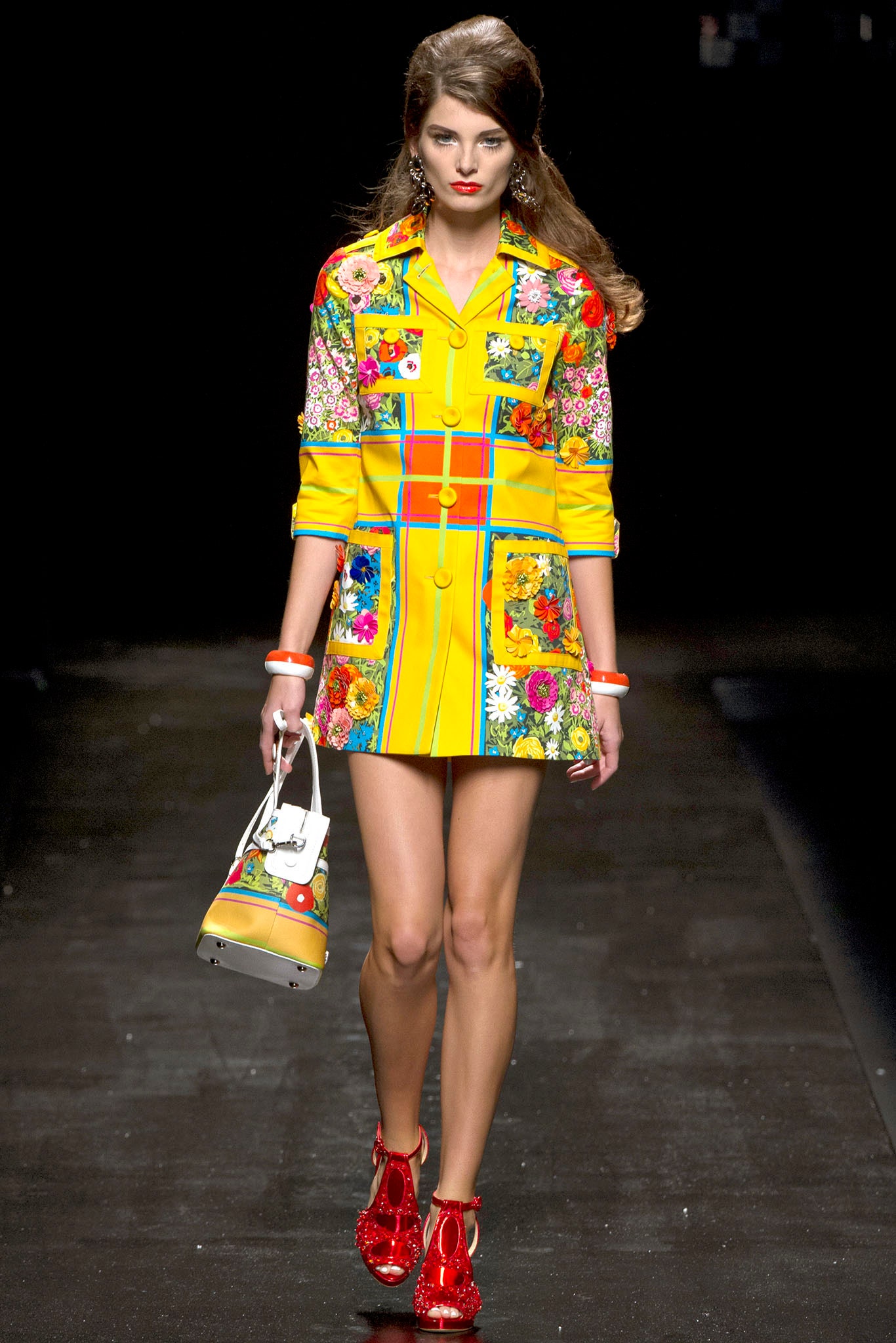 Moschino S/S 13 Look 32