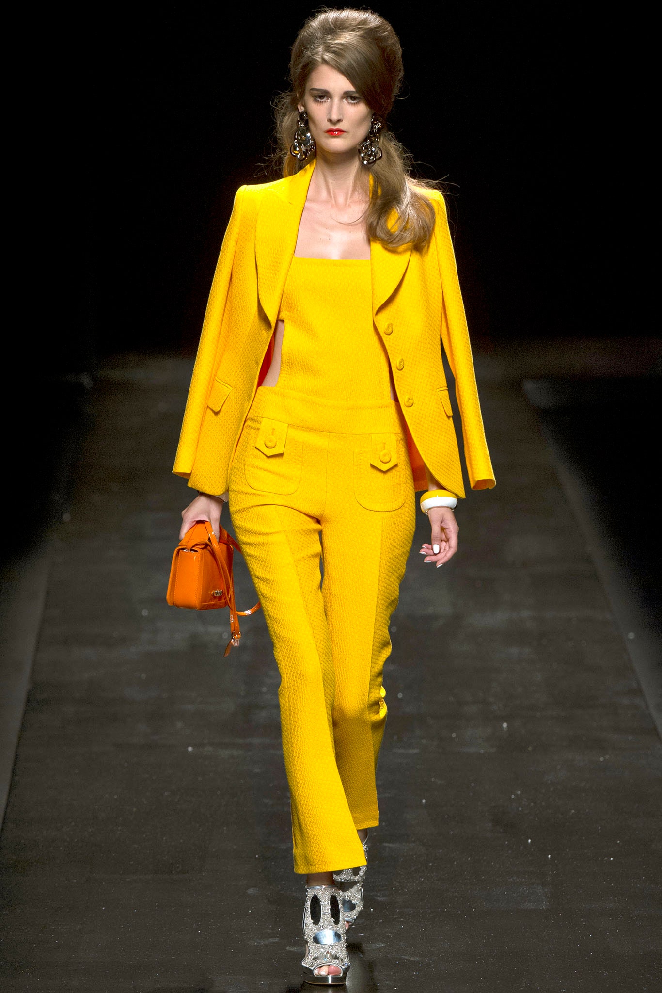 Moschino S/S 13 Look 33