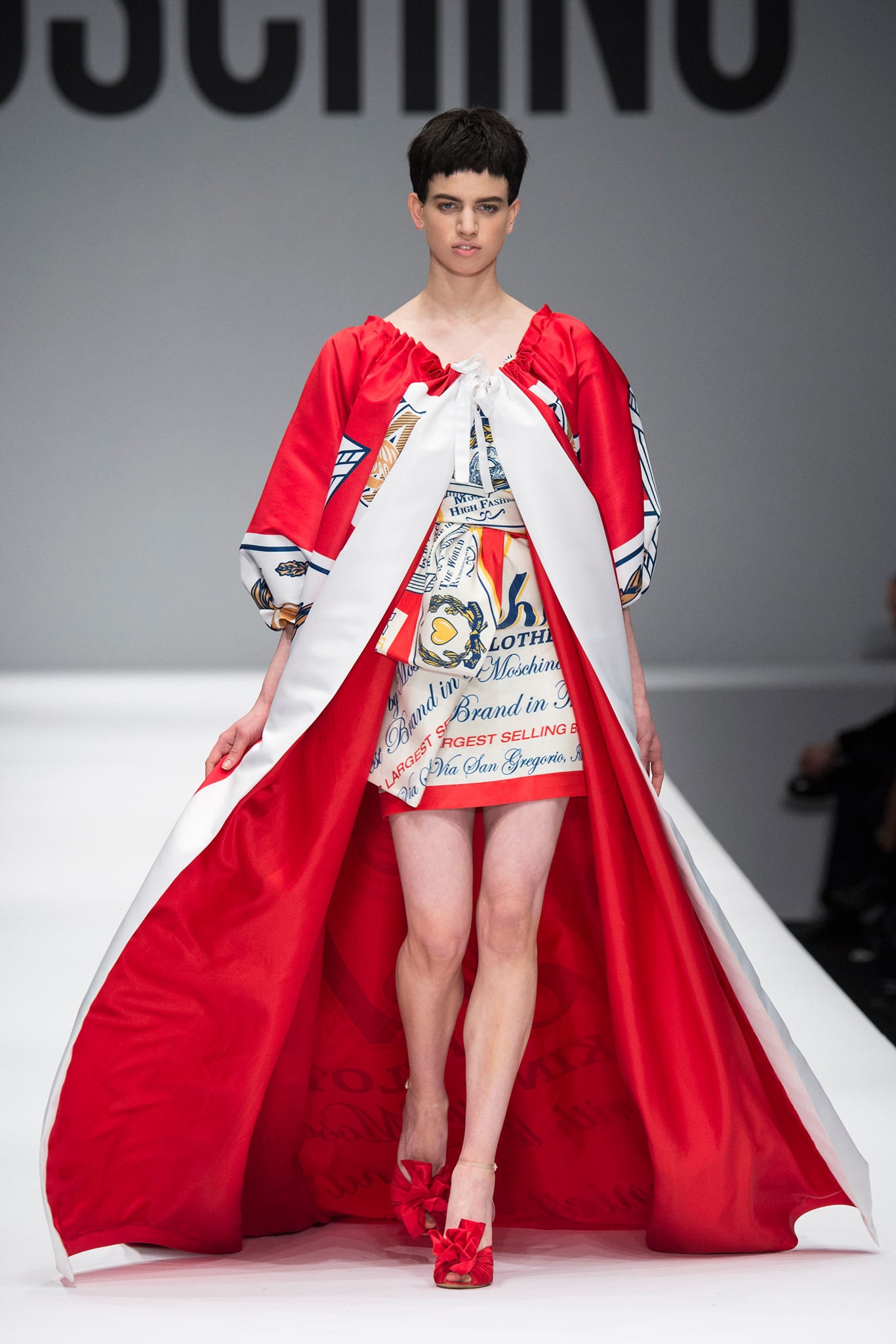 Moschino F/W 14 Look 36