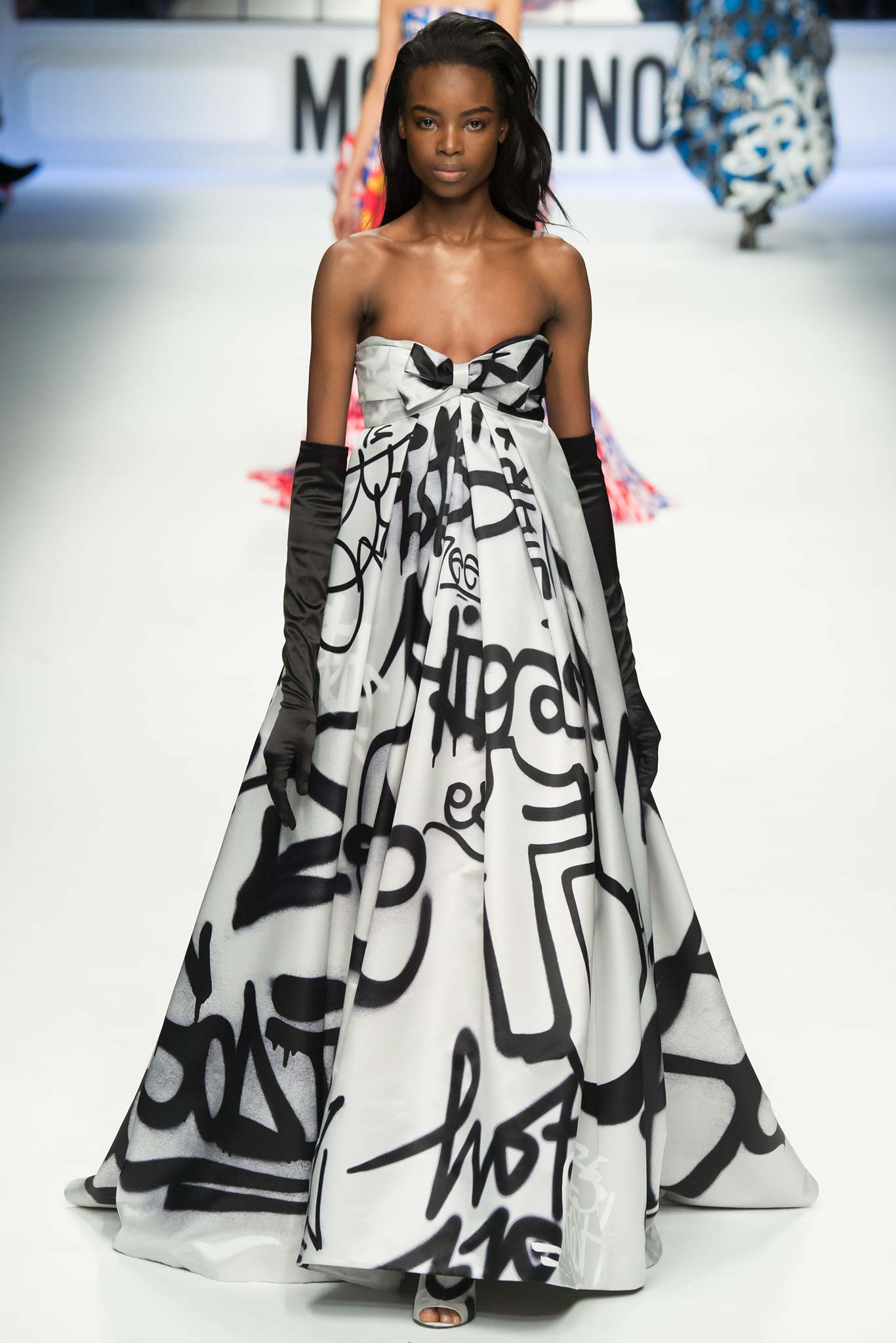 Moschino F/W 15 Look 62