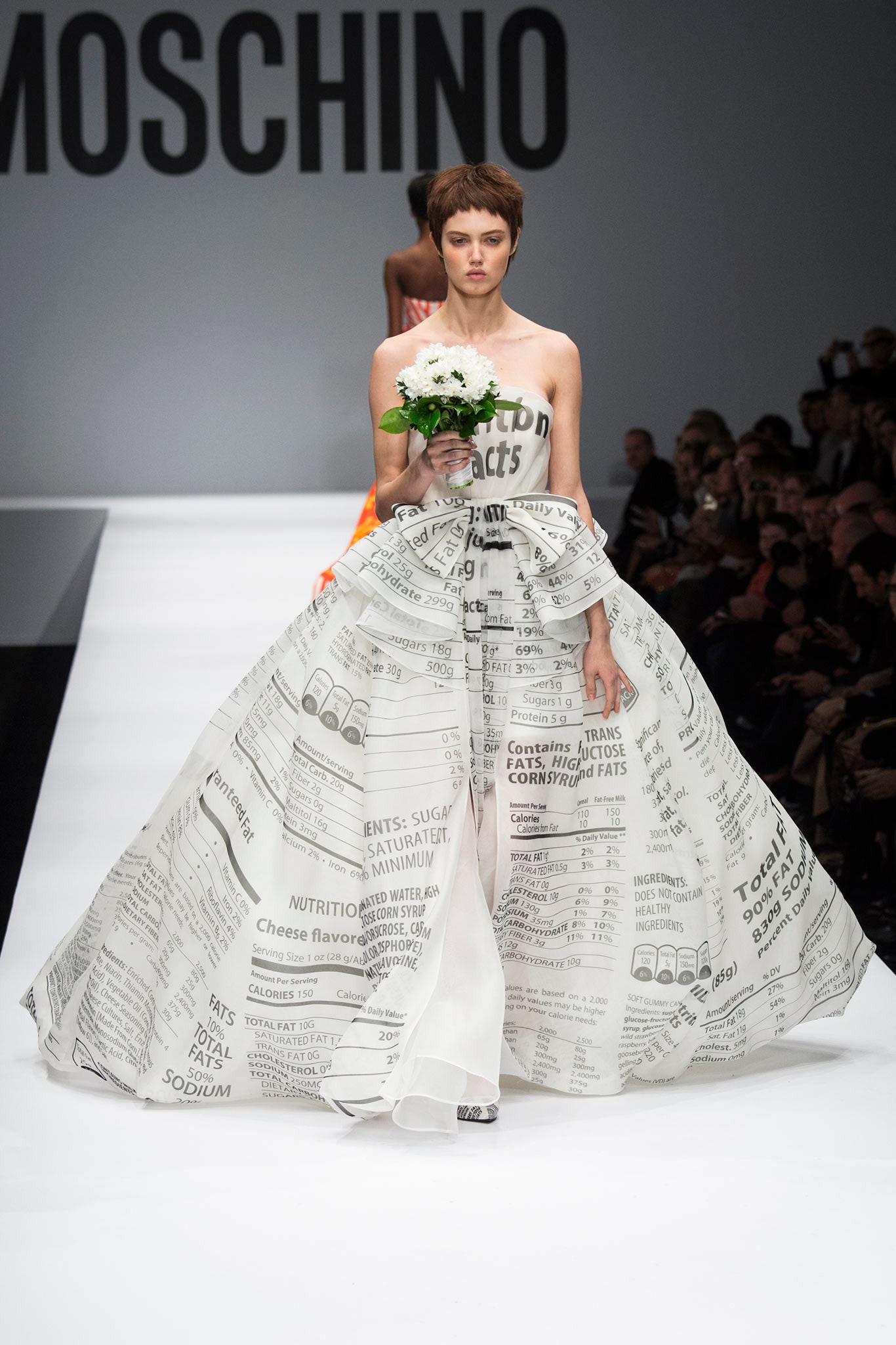 Moschino F/W 14 Look 44