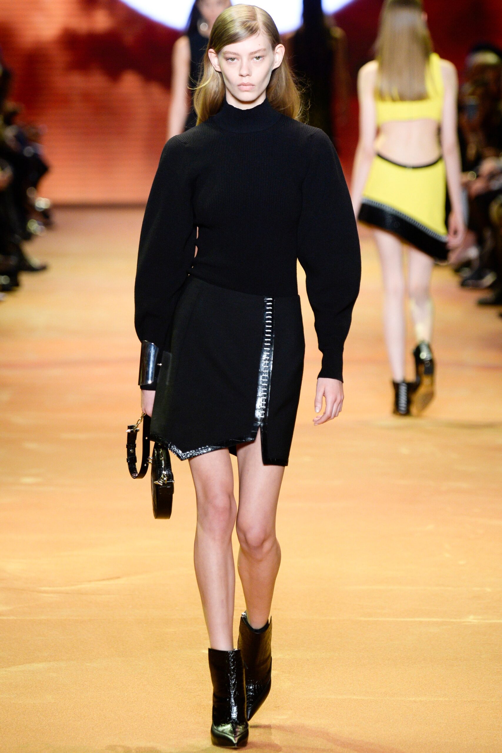 Mugler F/W 16 Look 19