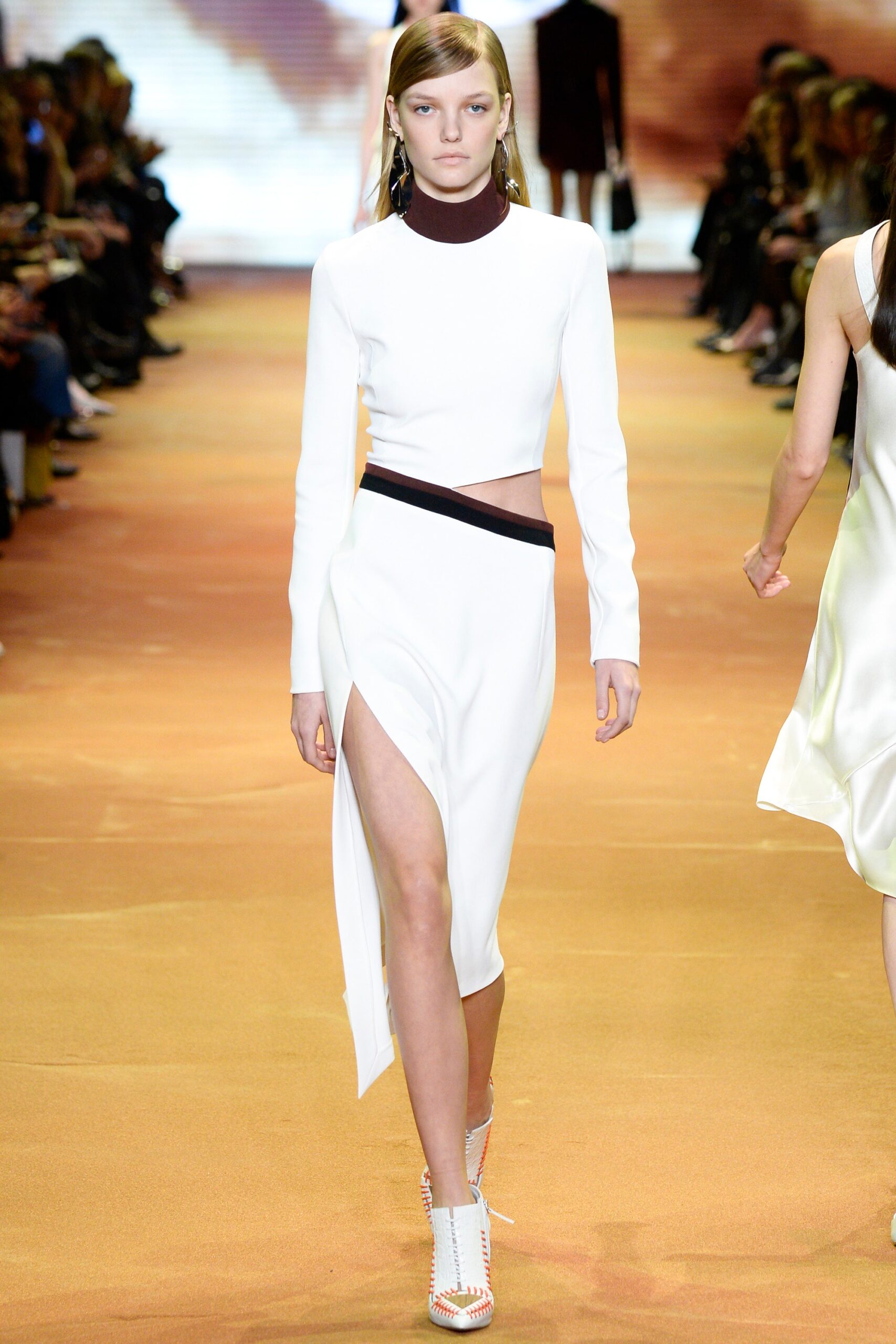 Mugler F/W 16 Look 29