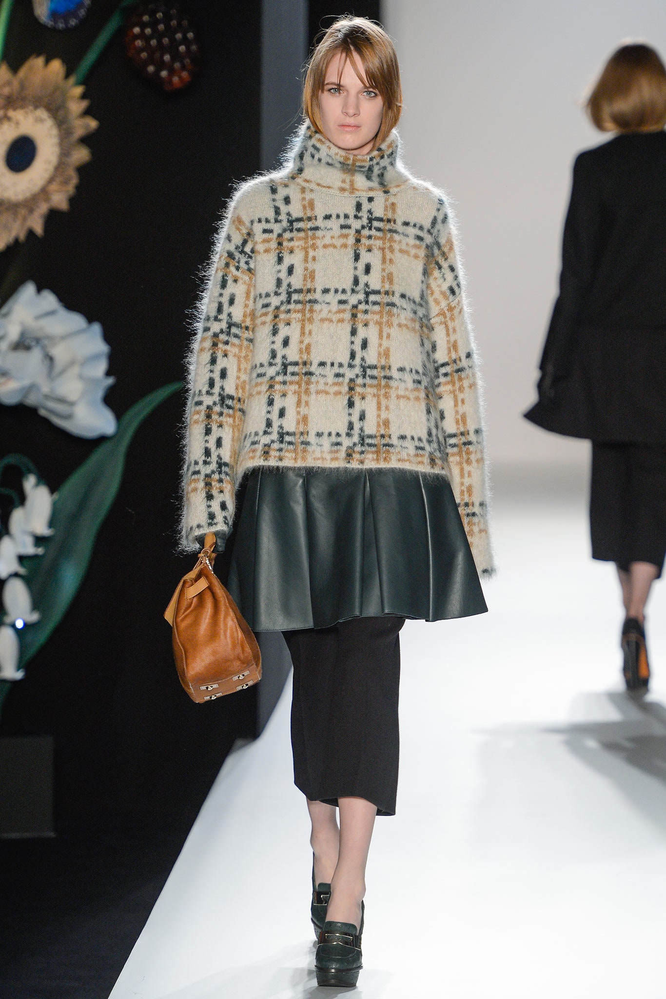 Mulberry F/W 13 Look 20
