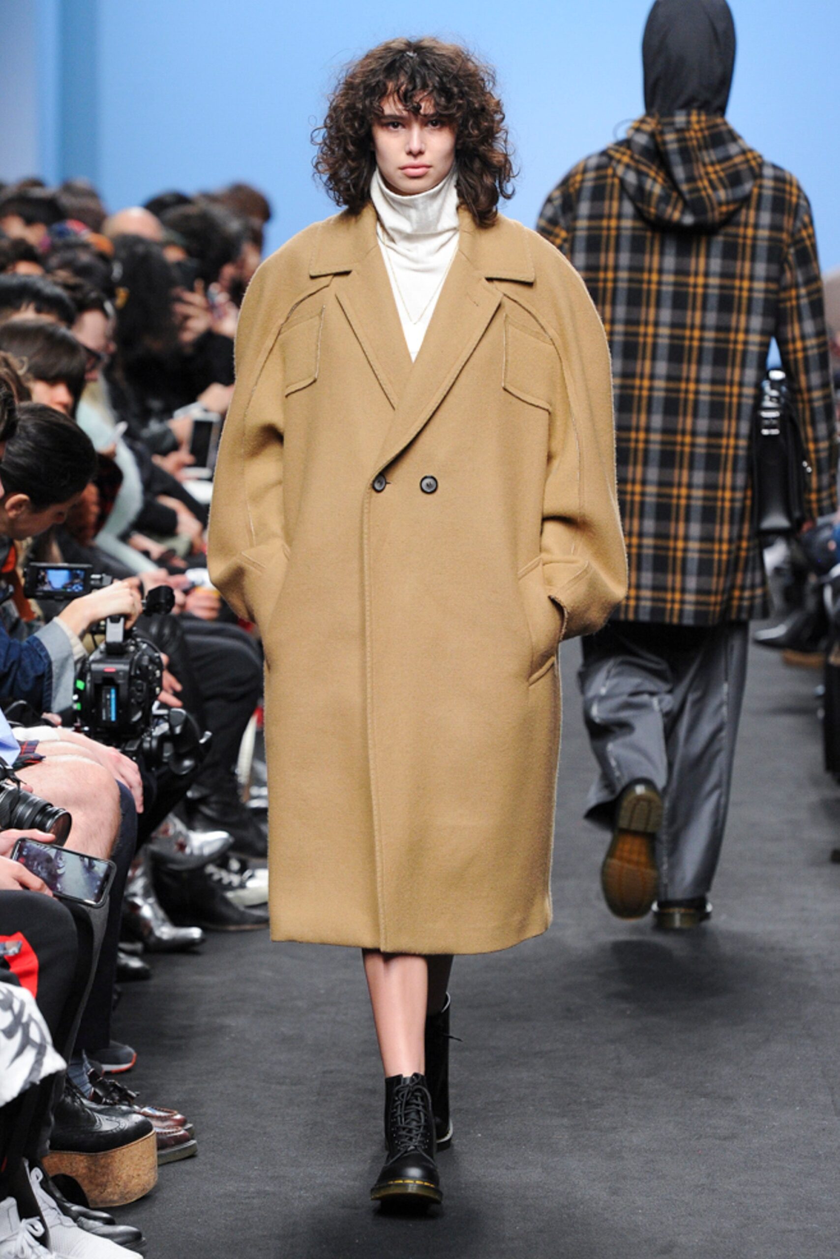 Münn Seoul F/W 18 Look 8