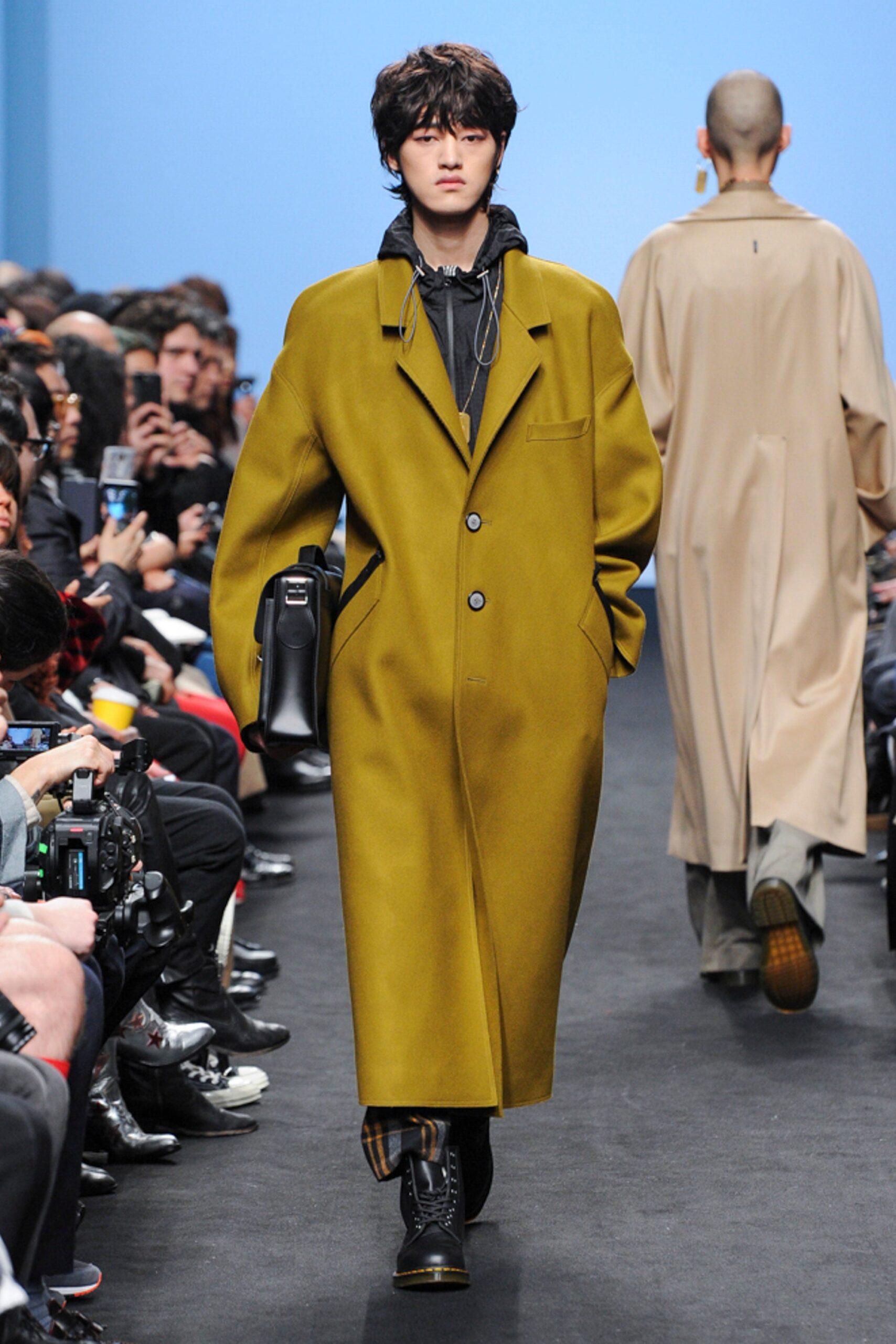Münn Seoul F/W 18 Look 10