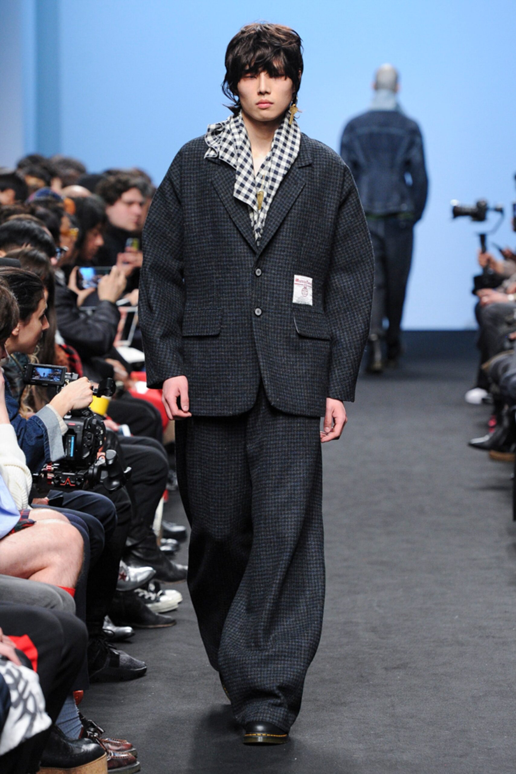 Münn Seoul F/W 18 Look 18