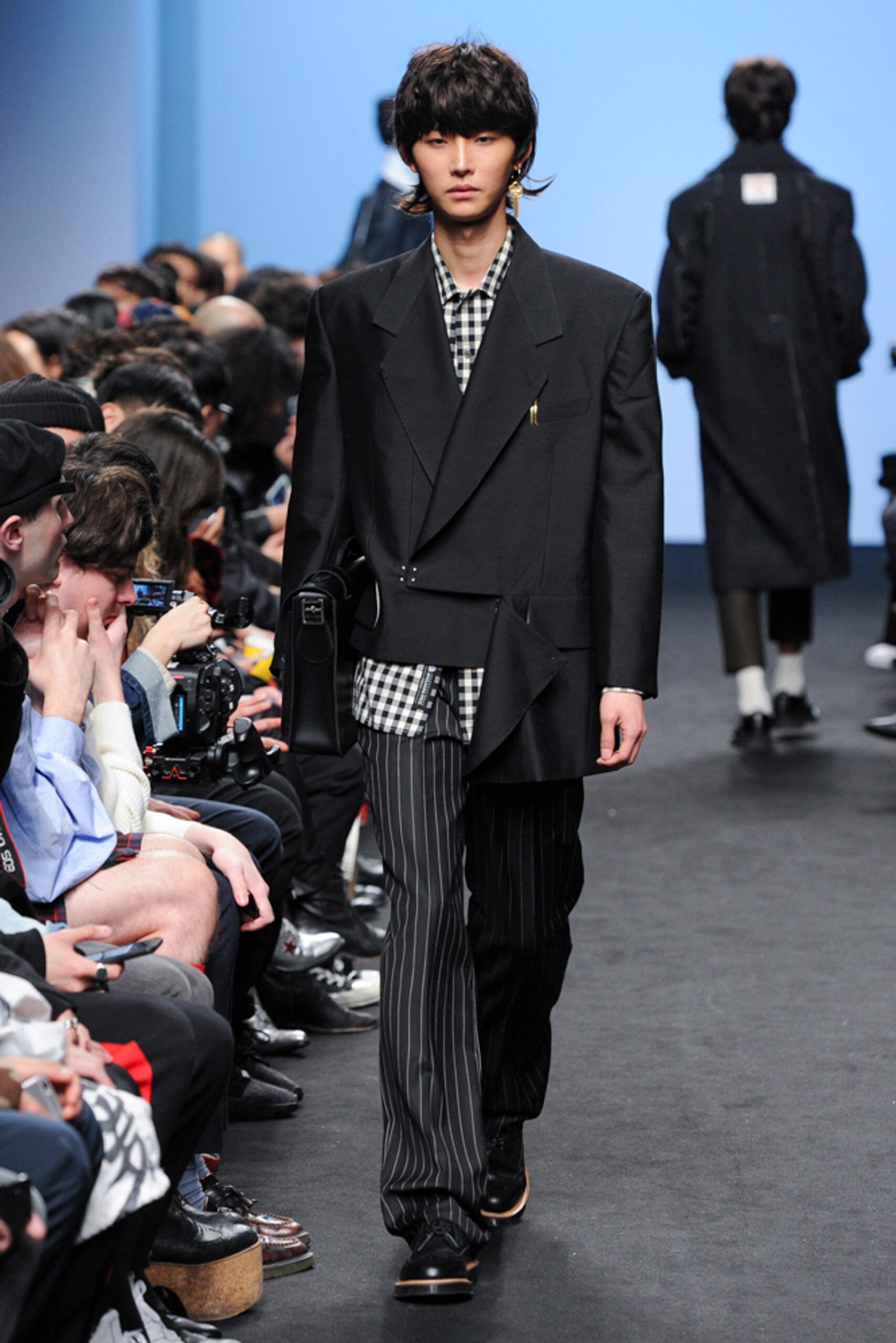 Münn Seoul F/W 18 Look 20