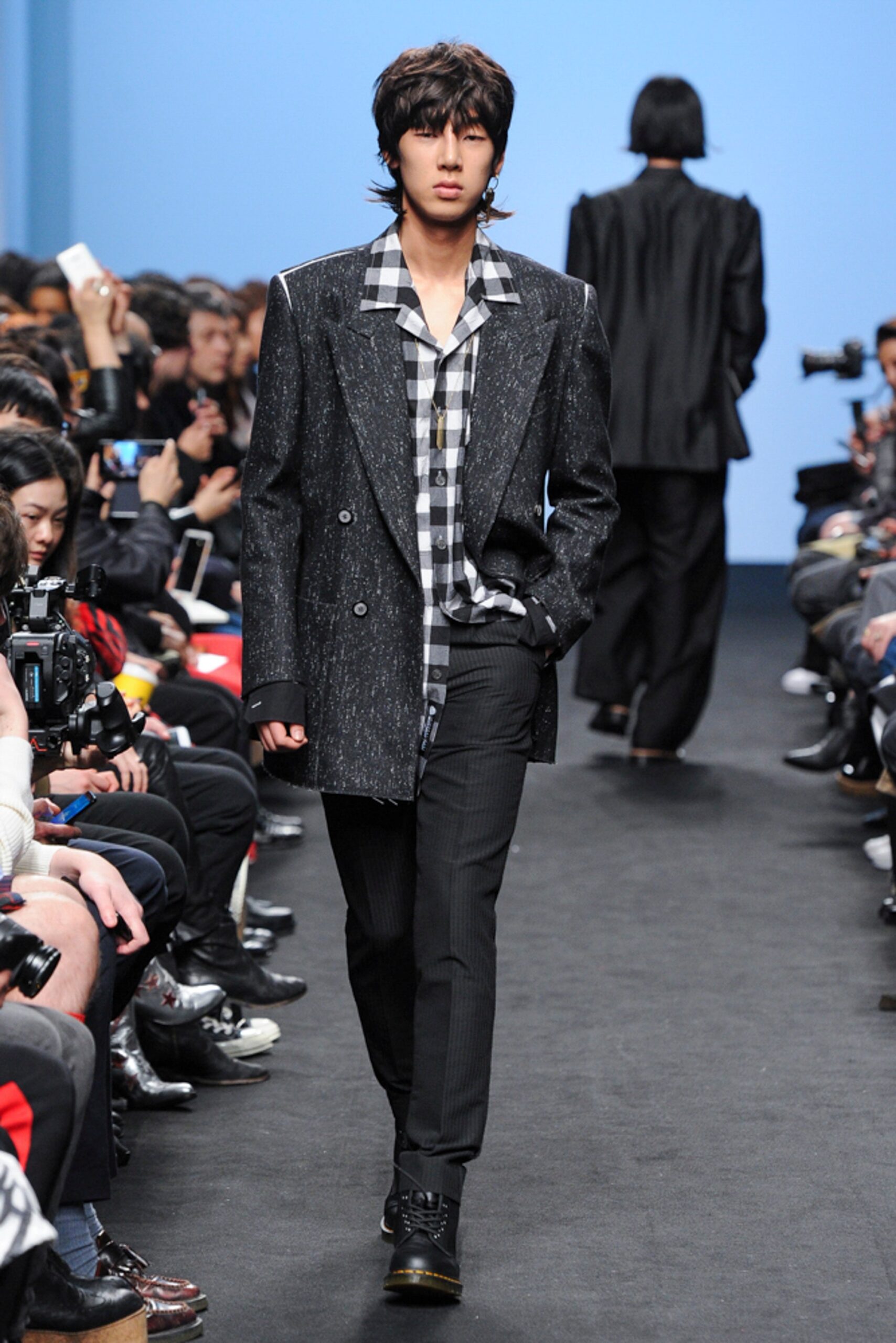 Münn Seoul F/W 18 Look 24