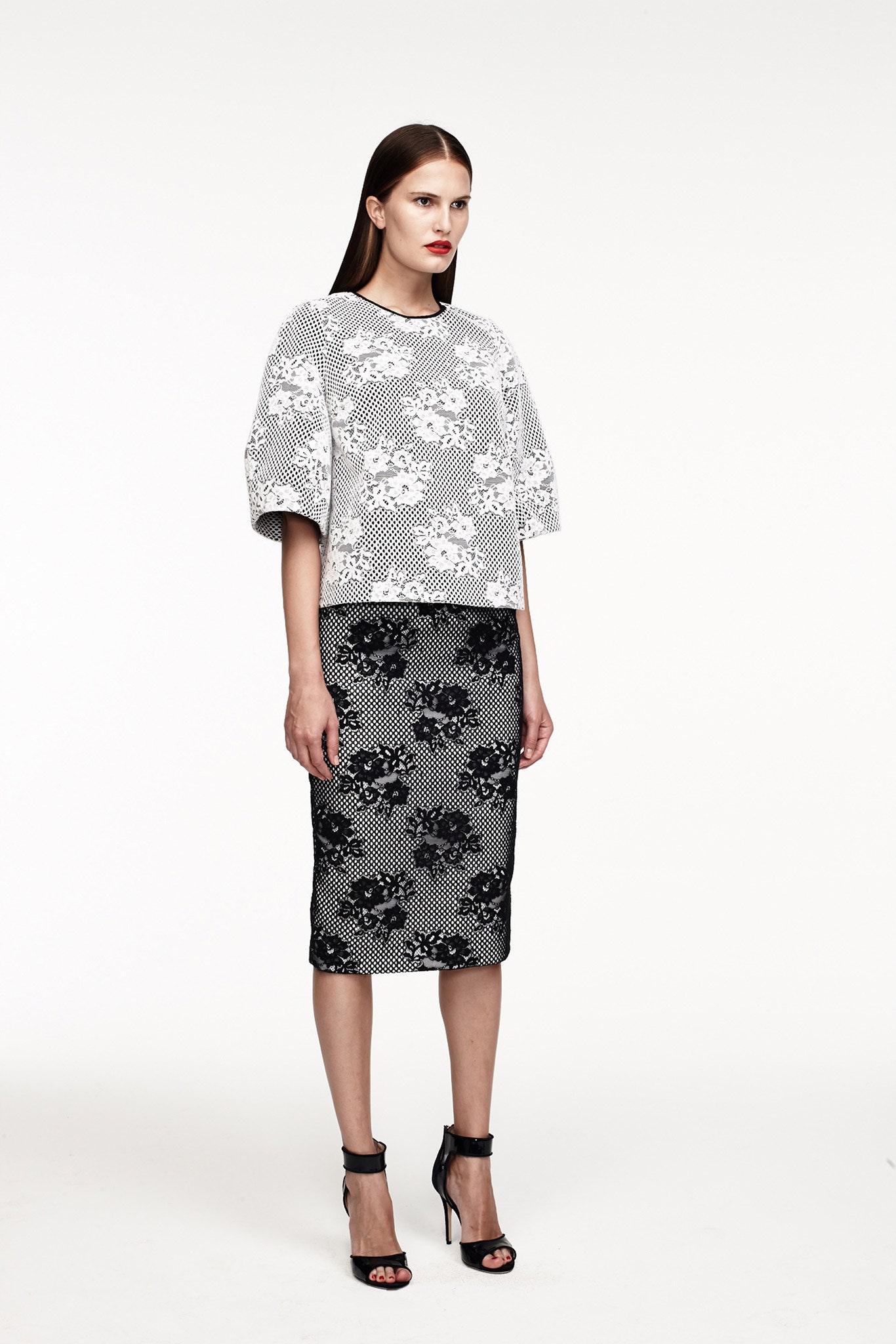 Monique Lhuillier Resort 15 Look 7