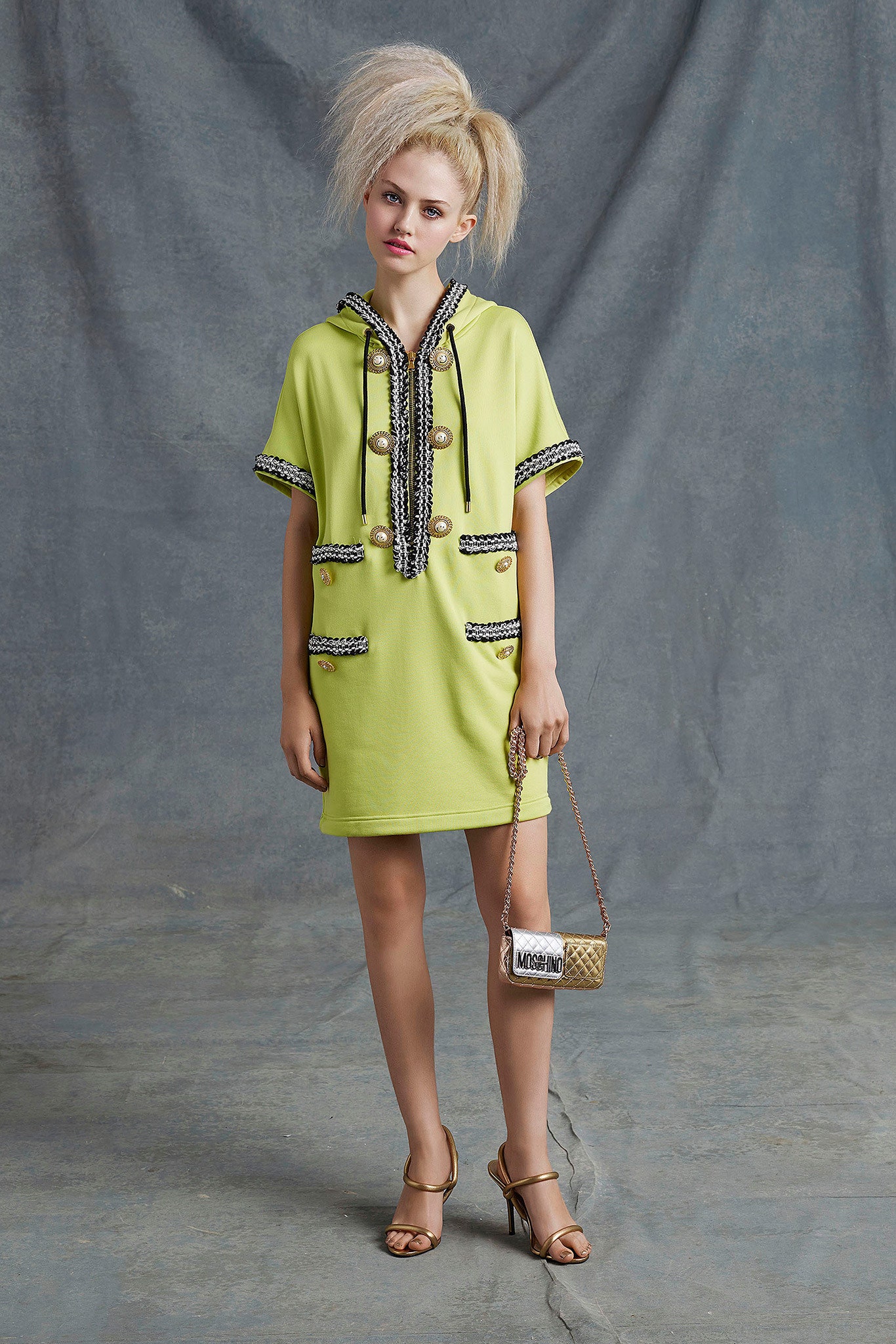 Moschino Resort 15 Look 14