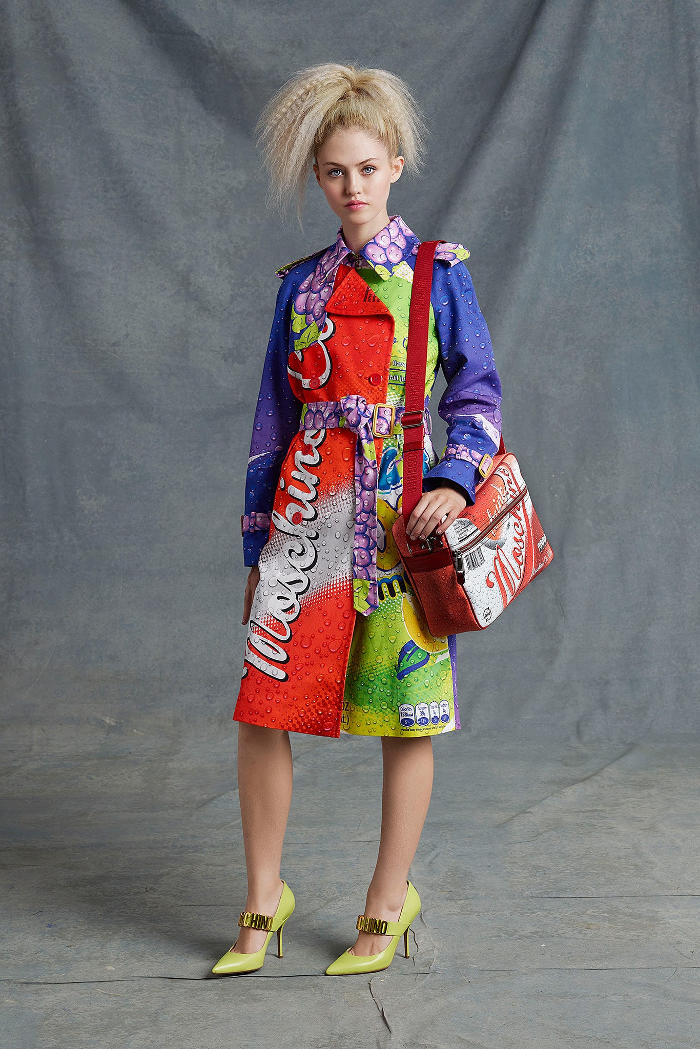 Moschino Resort 15 Look 52